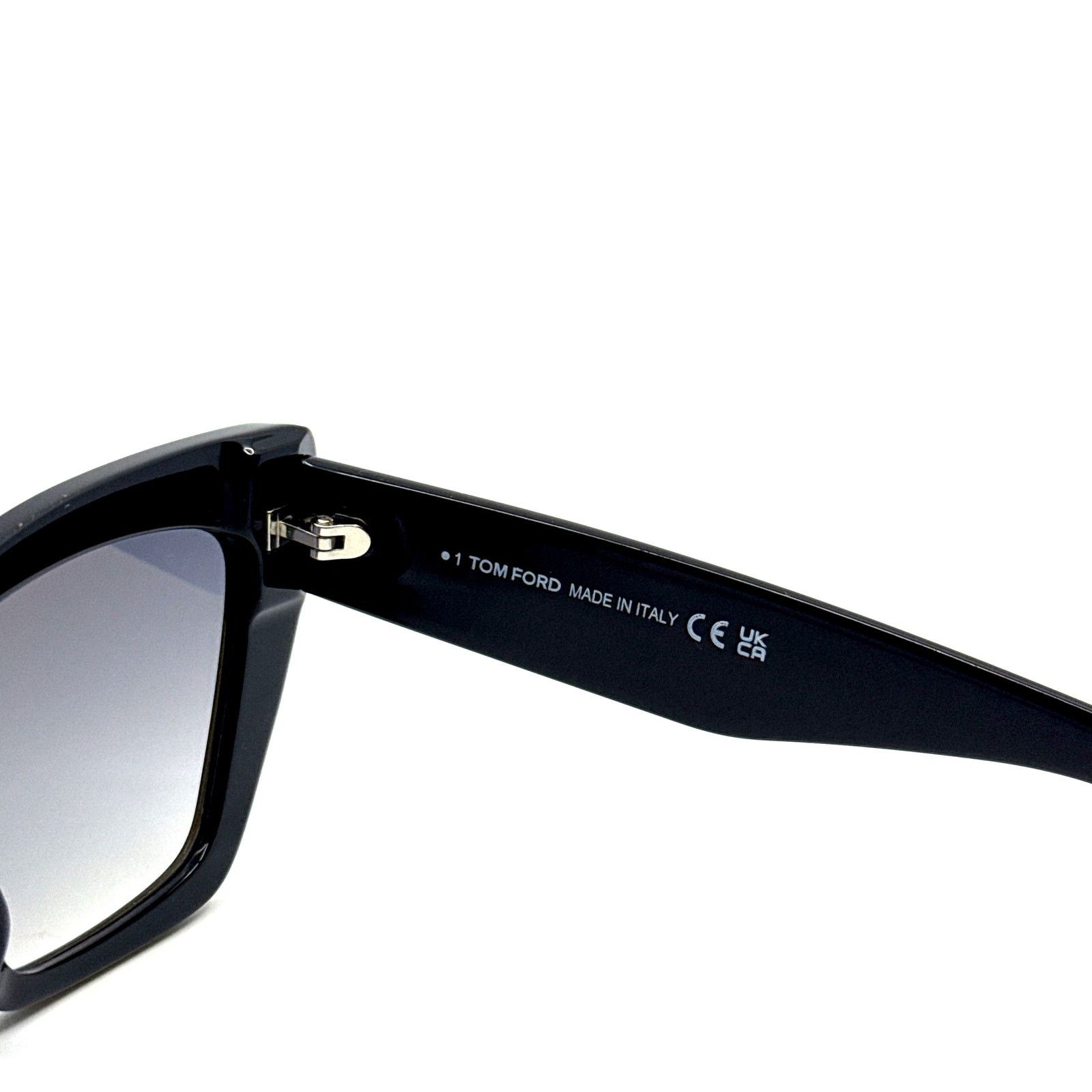 Tom Ford New, TOM FORD Wyatt Sunglasses TF871 01B Authentic Size ONE SIZE - 9 Thumbnail