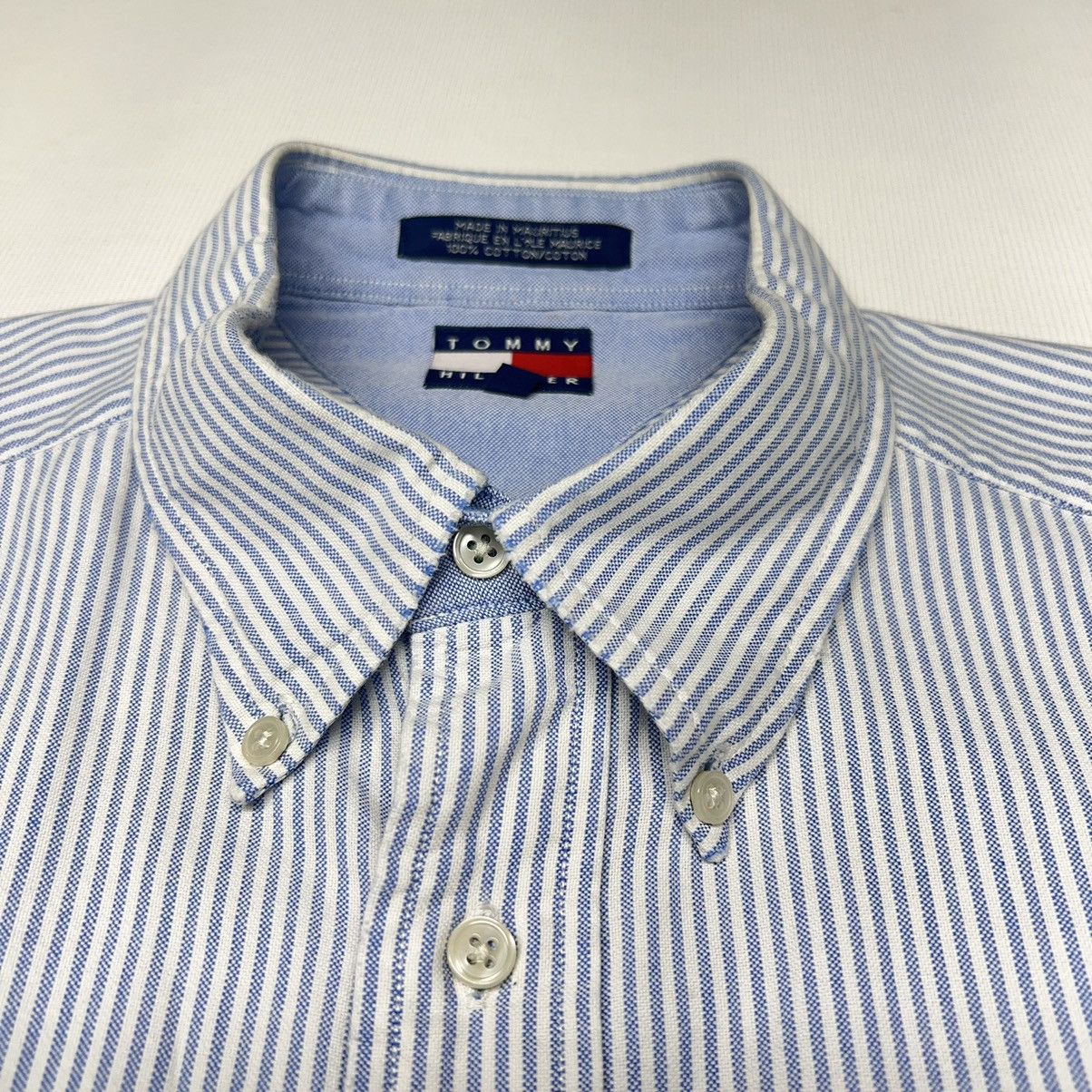 Tommy Hilfiger × Vintage VTG Tommy Hilfiger Button Down Shirt White Blue Striped Size US L / EU 52-54 / 3 - 6 Thumbnail