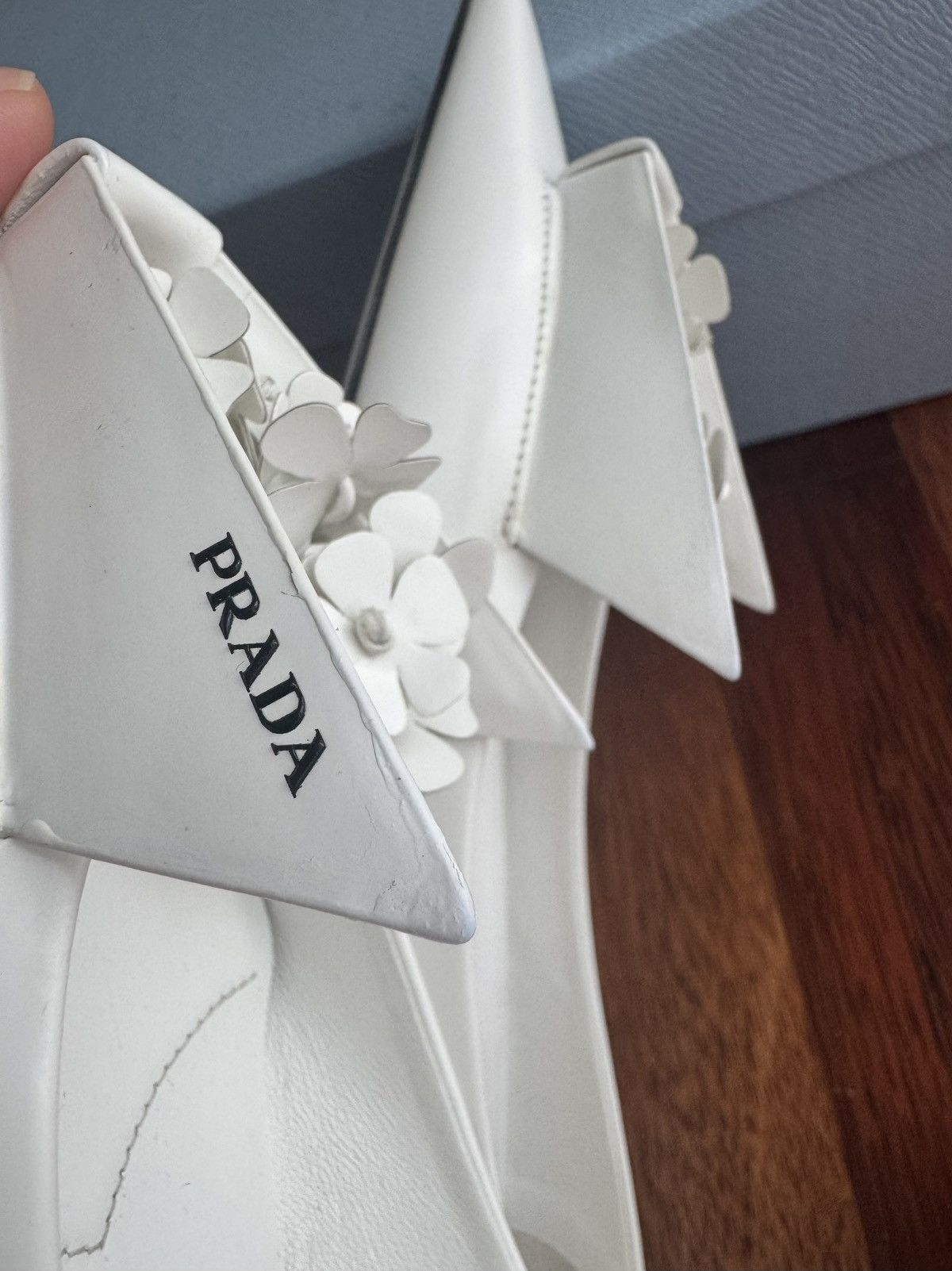 Prada PRADA Floral Appliqué Bouquet Leather Flats Size US 7 / IT 37 - 10 Thumbnail