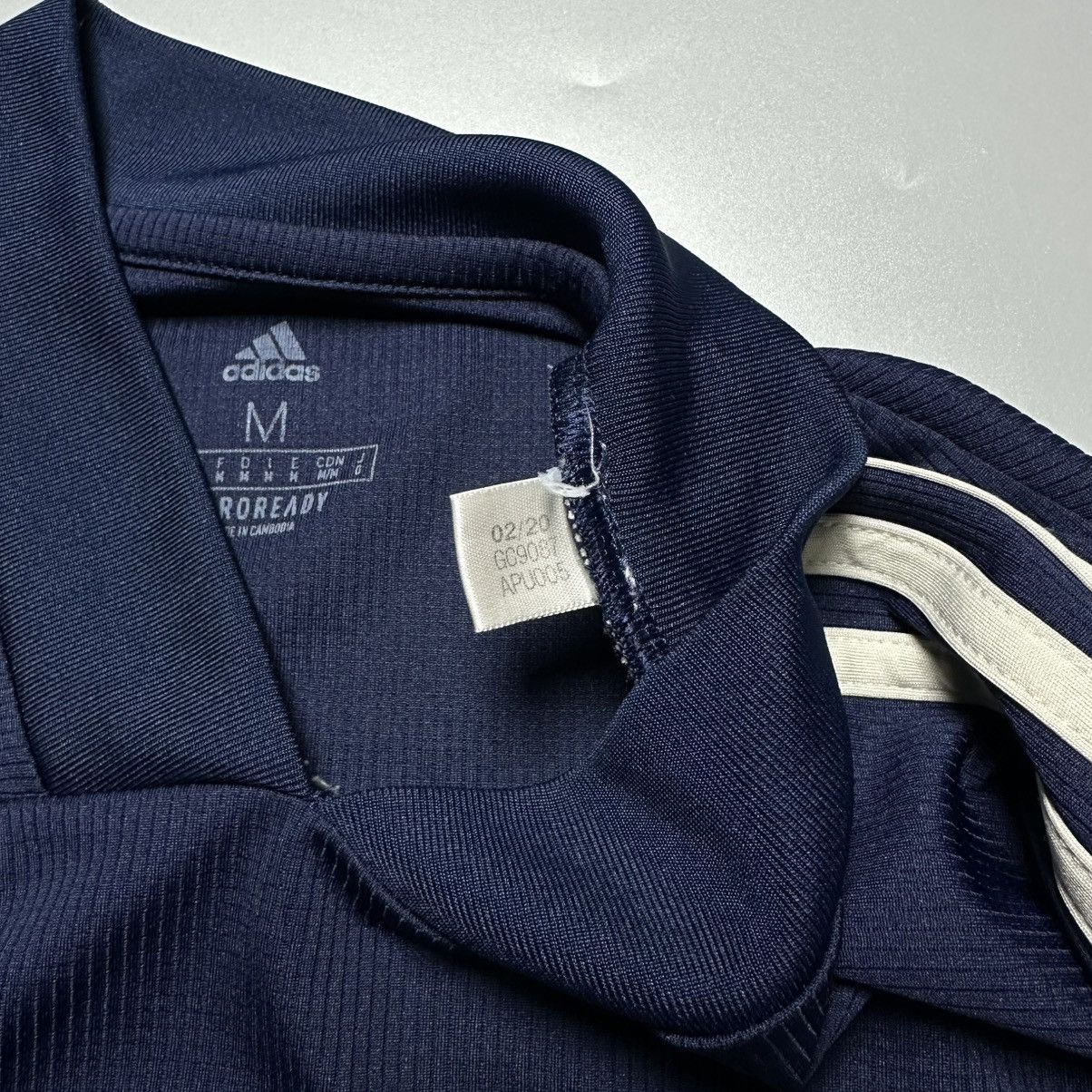 Vintage JUVENTUS ADIDAS 2020/2021 FOOTBALL AWAY JERSEY #7 RONALDO Size US M / EU 48-50 / 2 - 7 Thumbnail