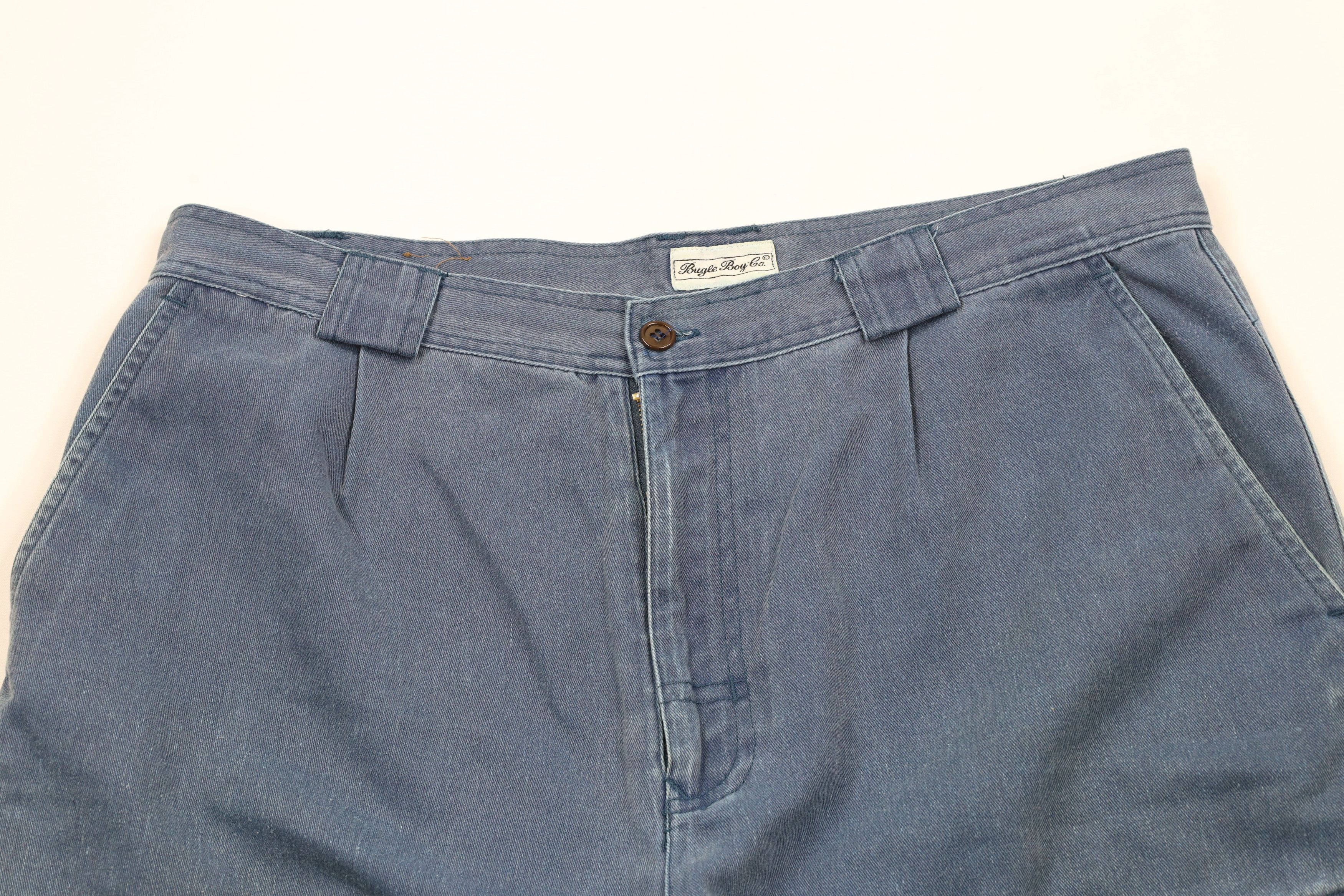Vintage Vintage 90s Streetwear Stonewash Pleated Cargo Shorts Blue Size US 36 / EU 52 - 2 Thumbnail