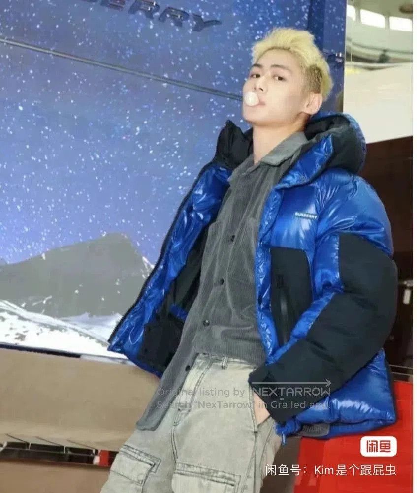 Burberry Blue Puffer Jacket with Hood, Size M. Size US M / EU 48-50 / 2 - 9 Thumbnail