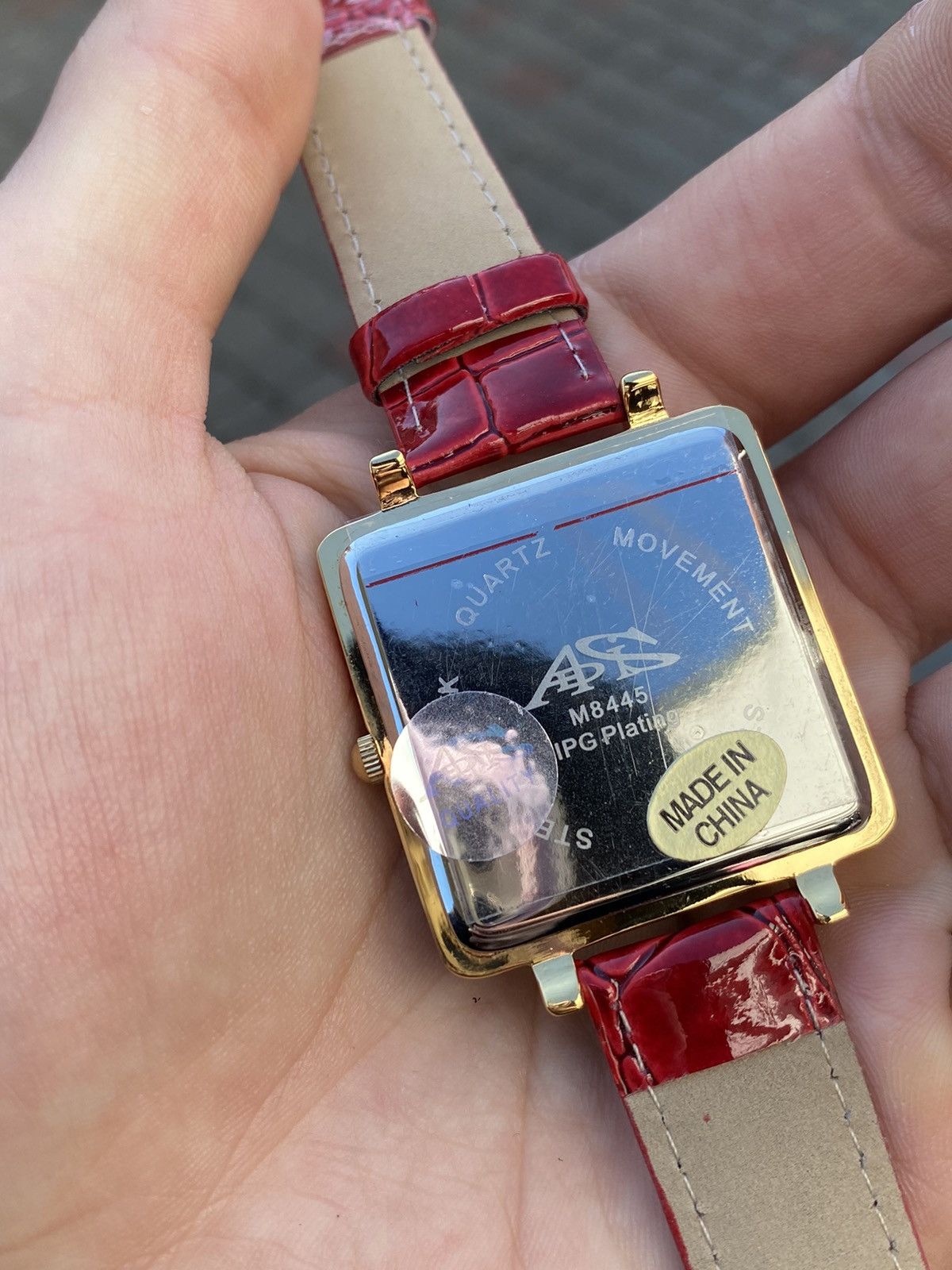 Japanese Brand × Vintage Square Crystal Watch w/ Red Strap - Japanese Mechanism Size ONE SIZE - 7 Thumbnail