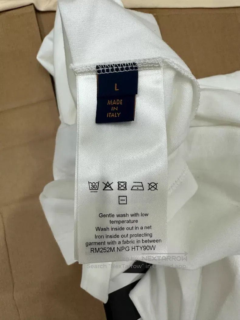 Louis Vuitton Louis Vuitton 25 New Co-branded Short Sleeve Size US L / EU 52-54 / 3 - 5 Thumbnail