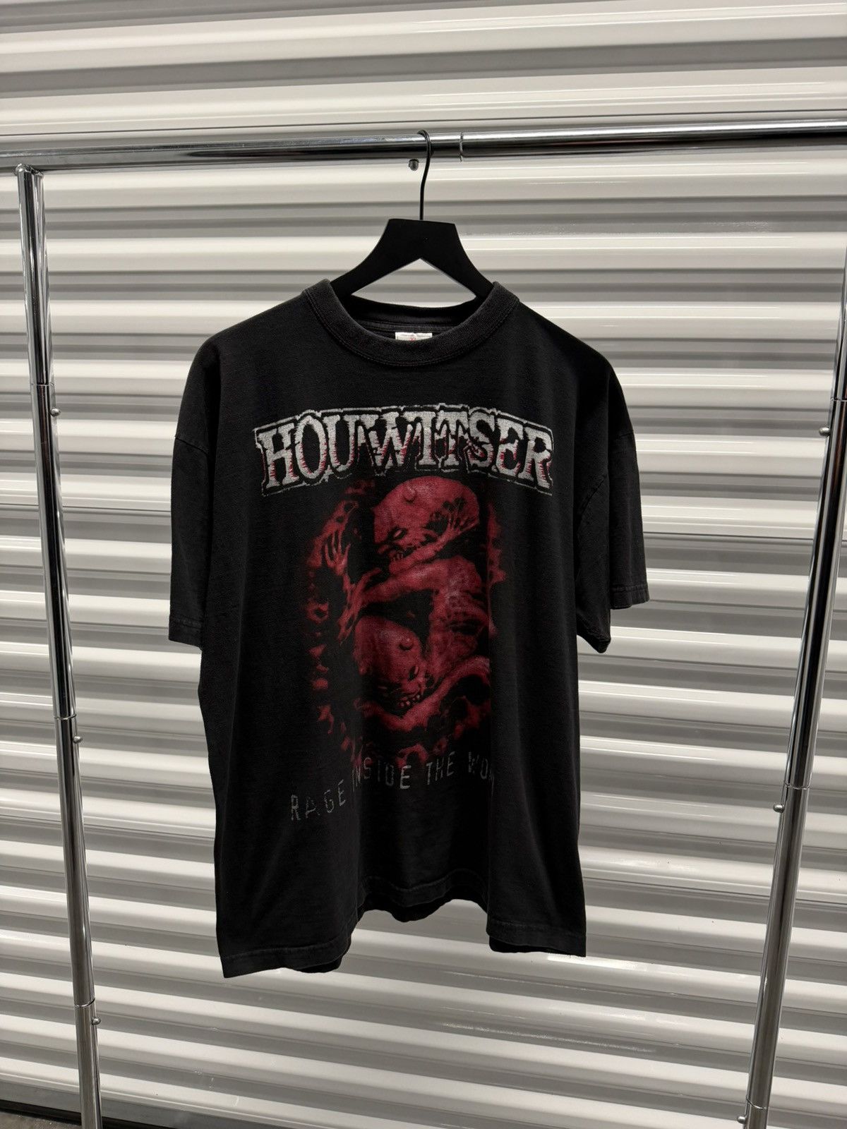 Vintage Vintage houwitser rage inside the womb faded band shirt erd Size US XL / EU 56 / 4 - 1 Thumbnail