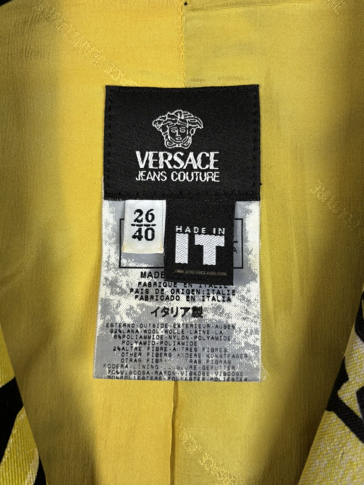 Versace Jeans Couture 90s Versace Jeans Couture Graffiti Rare AOP Blazer 26/40 Size S / US 4 / IT 40 - 3 Thumbnail