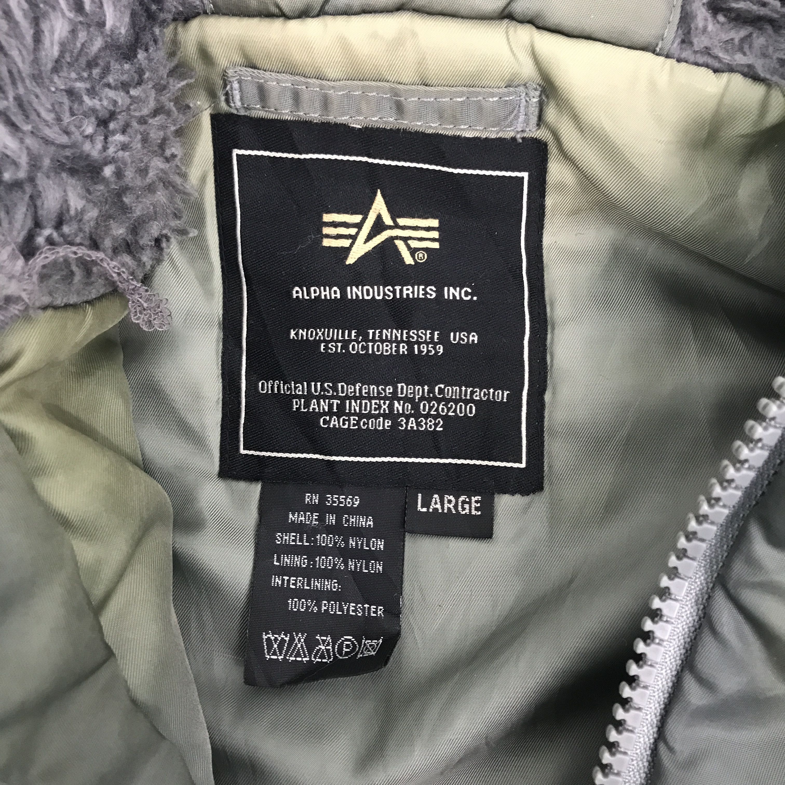 Alpha Industries Rare Alpha industries Heavy Zipper Jacket Fur Hoodie Size US L / EU 52-54 / 3 - 9 Thumbnail