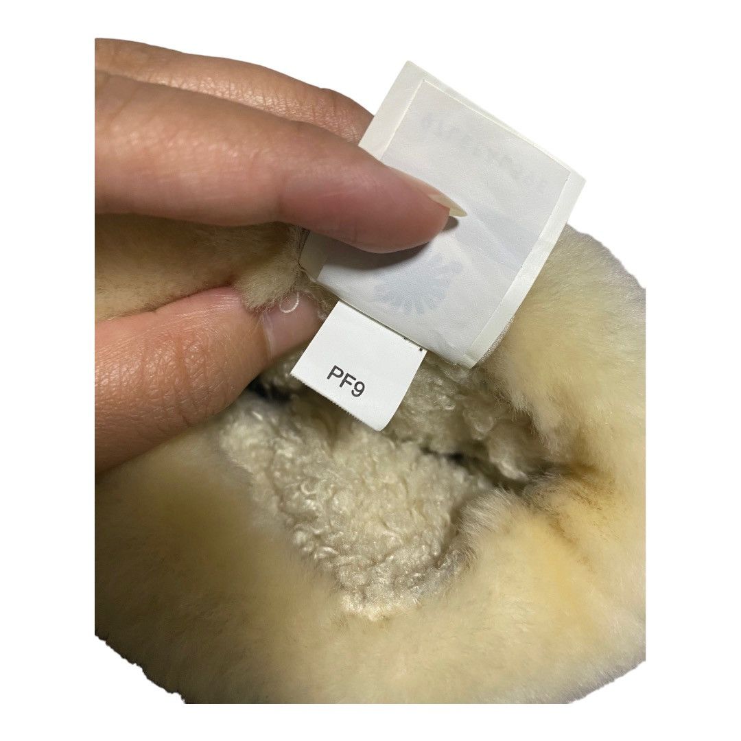 Bape × Ugg BAPE Ugg Real fur gloves Size ONE SIZE - 7 Thumbnail