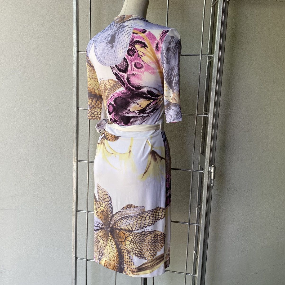 Just Cavalli Just Cavalli White Botanical Wrap Dress Size XS / US 0-2 / IT 36-38 - 23 Thumbnail