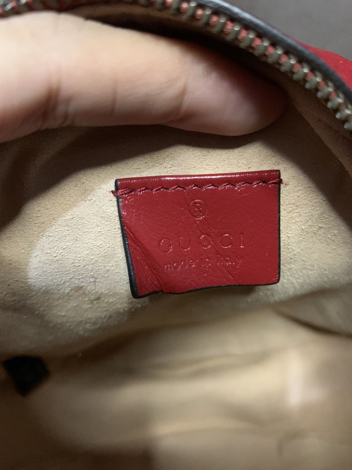 Gucci Authentic Gucci Marmont Round Size ONE SIZE - 5 Thumbnail