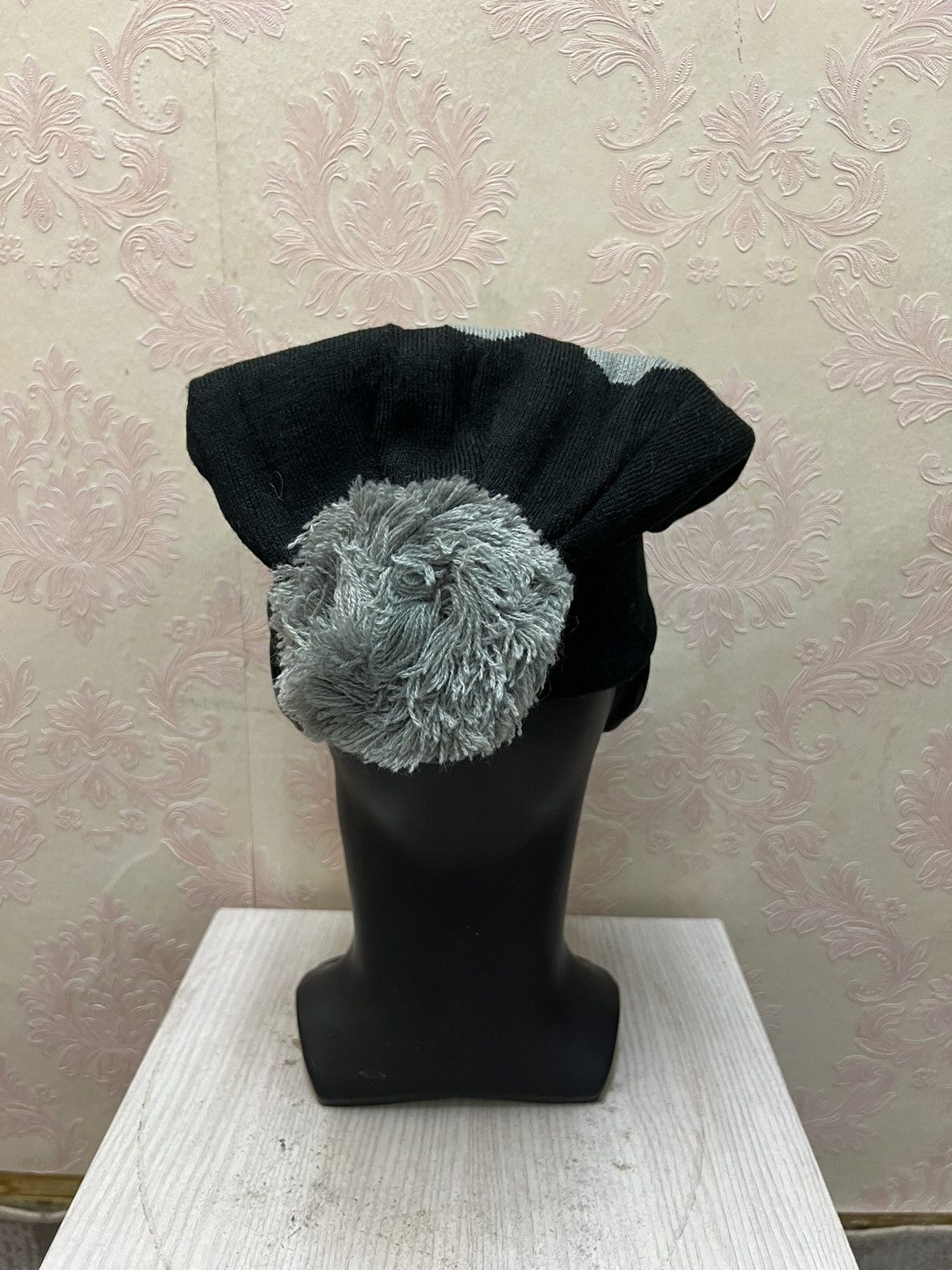Disney × Mickey Mouse Mickey Mouse Disney Cartoon Beanie Hats Size ONE SIZE - 5 Thumbnail