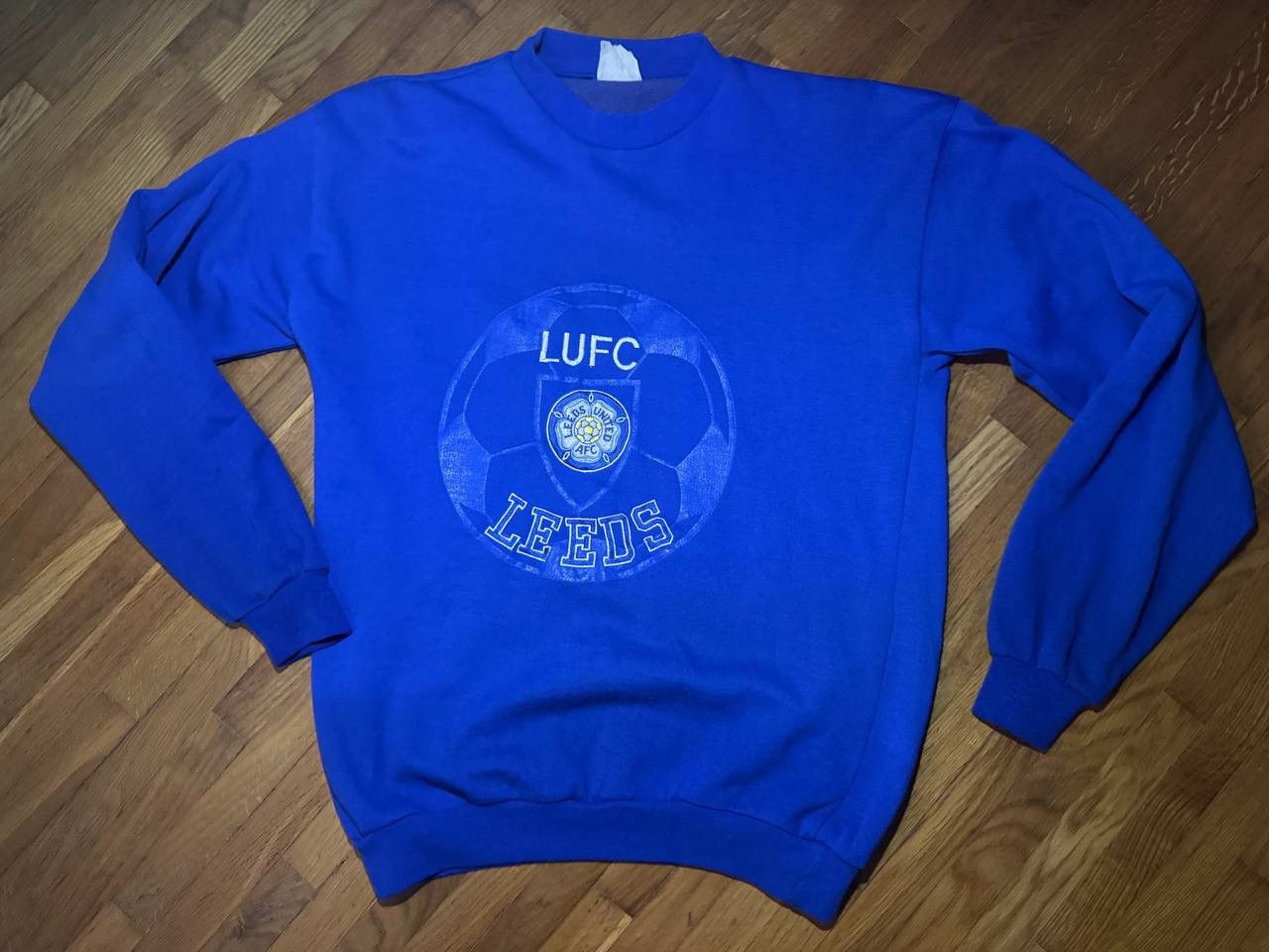 Vintage Leisure Line Leeds United vintage 1993-1995 sweatshirt Size US L / EU 52-54 / 3 - 1 Thumbnail