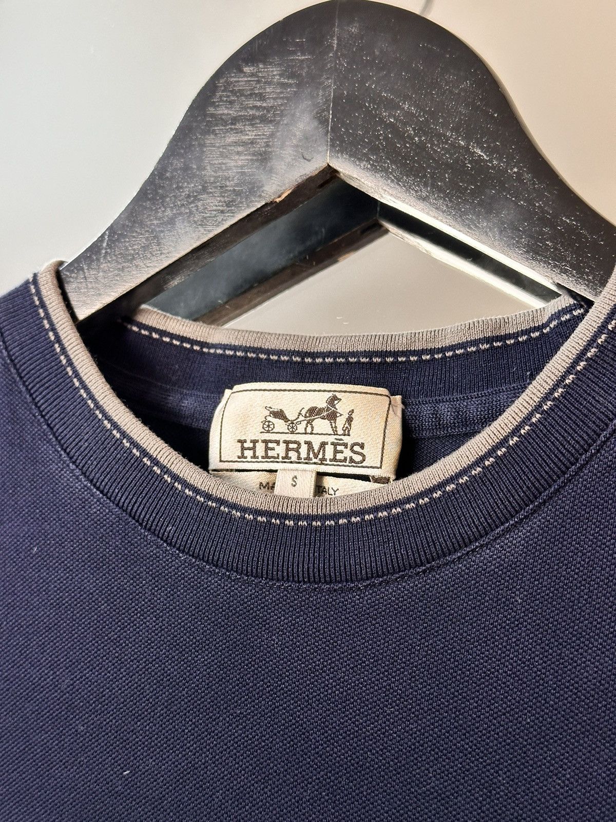 Hermes Hermes Paris Embroidered H Logo Cotton Pique Pocket Shirt Size US S / EU 44-46 / 1 - 6 Thumbnail