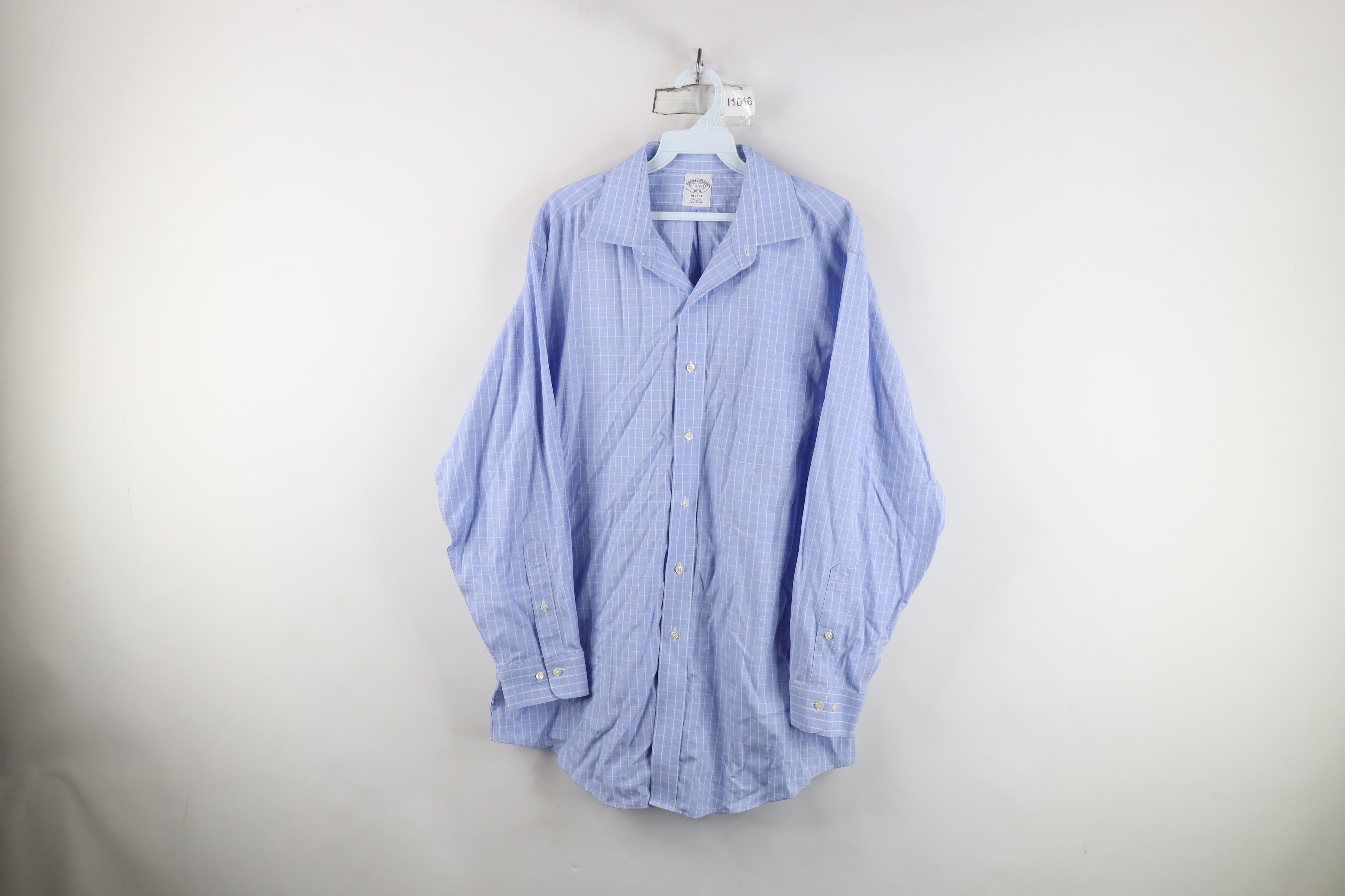 Brooks Brothers Vintage Brooks Brothers Regent Collared Button Shirt Size US M / EU 48-50 / 2 - 1 Thumbnail