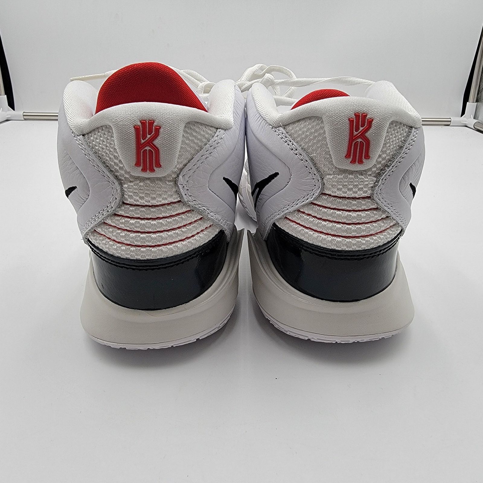 Nike Nike Kyrie Infinity 'Man Machine' Sz 10 CZ0204-101 (115) Size US 10 / EU 43 - 3 Thumbnail