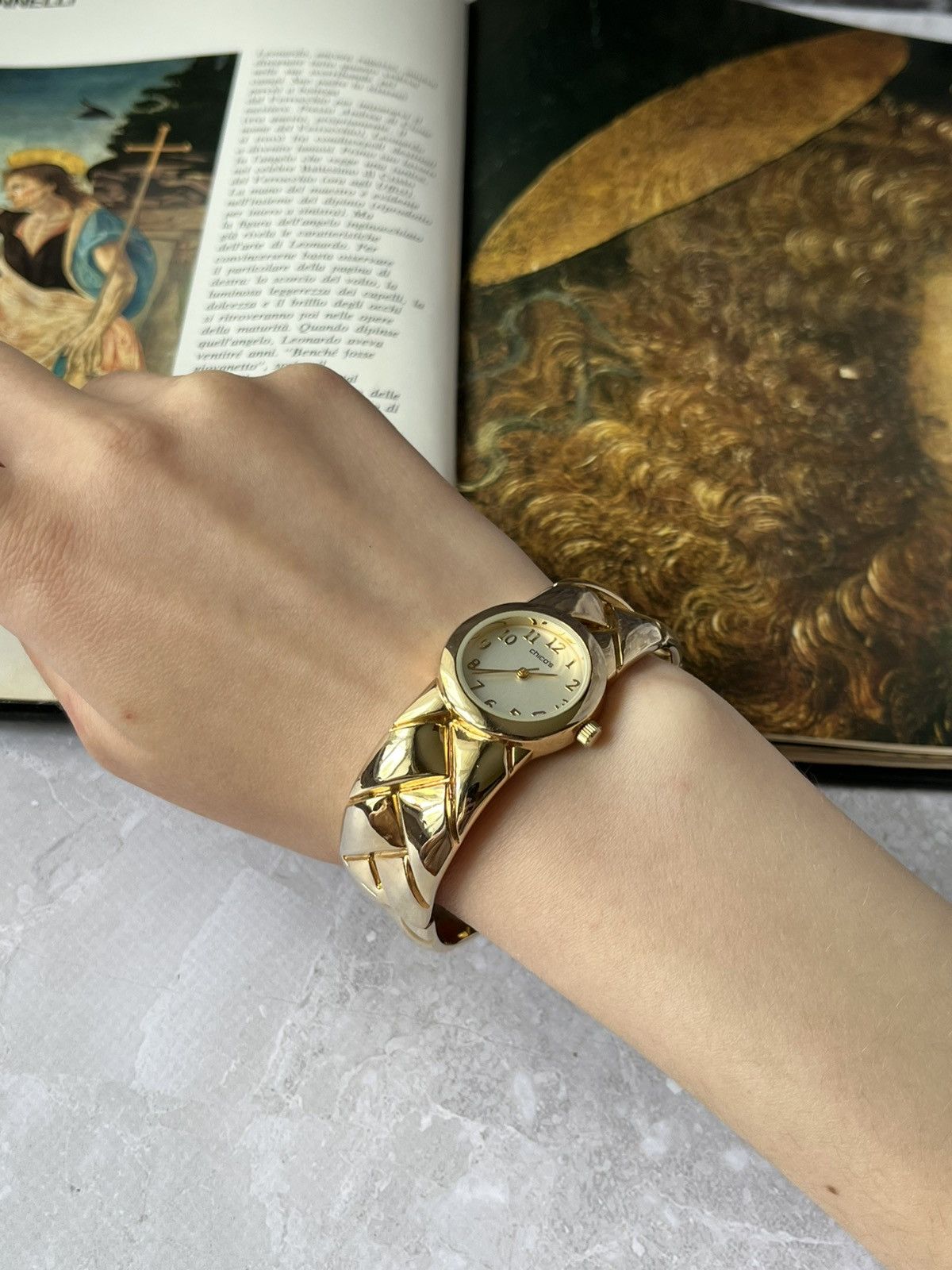 Jewelry Chicos Elegant Watch with Gold Woven Bracelet Size ONE SIZE - 4 Thumbnail