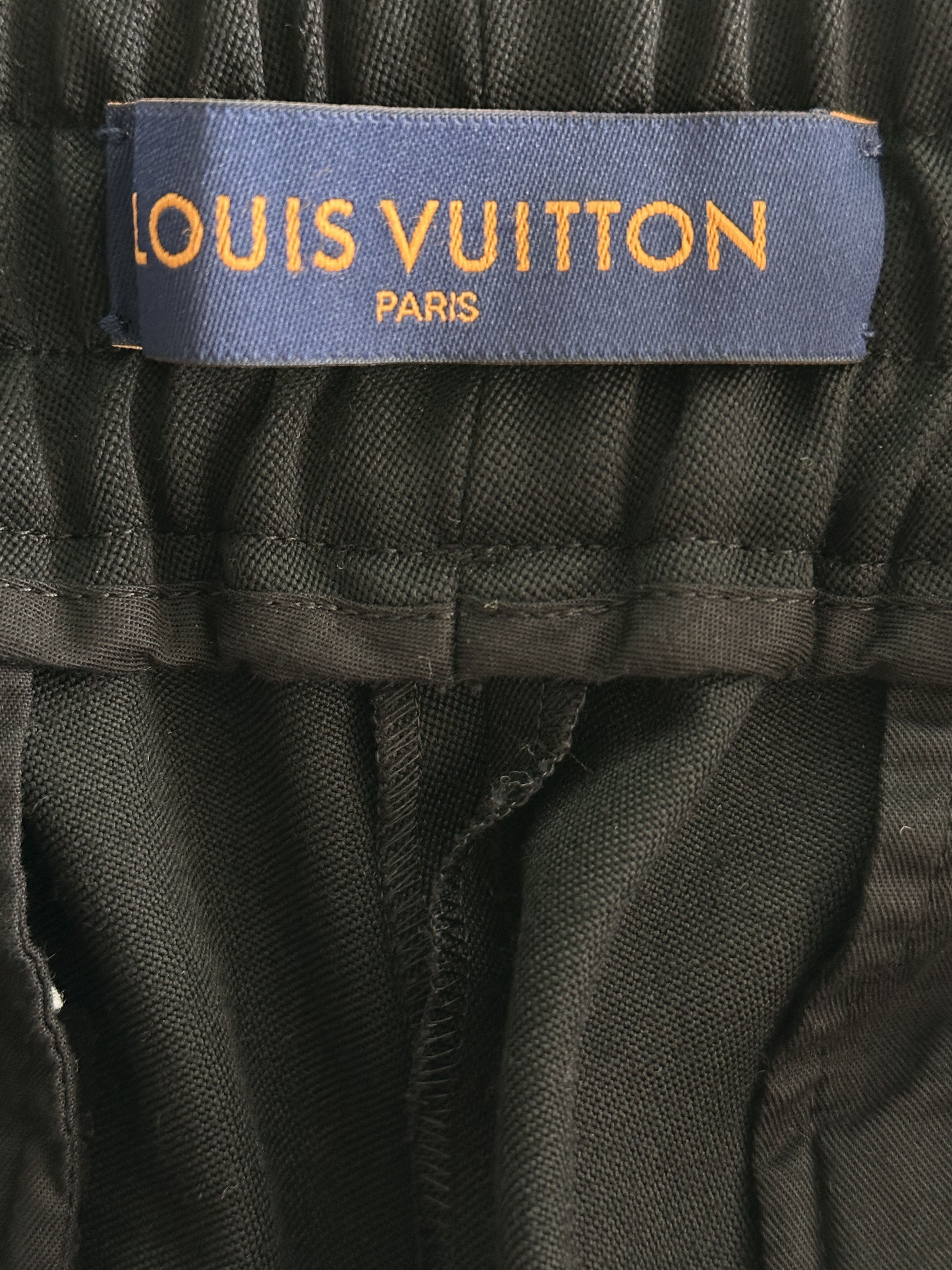 Louis Vuitton Louis Vuitton Black & Pink Logo Shorts Size US 36 / EU 52 - 3 Thumbnail