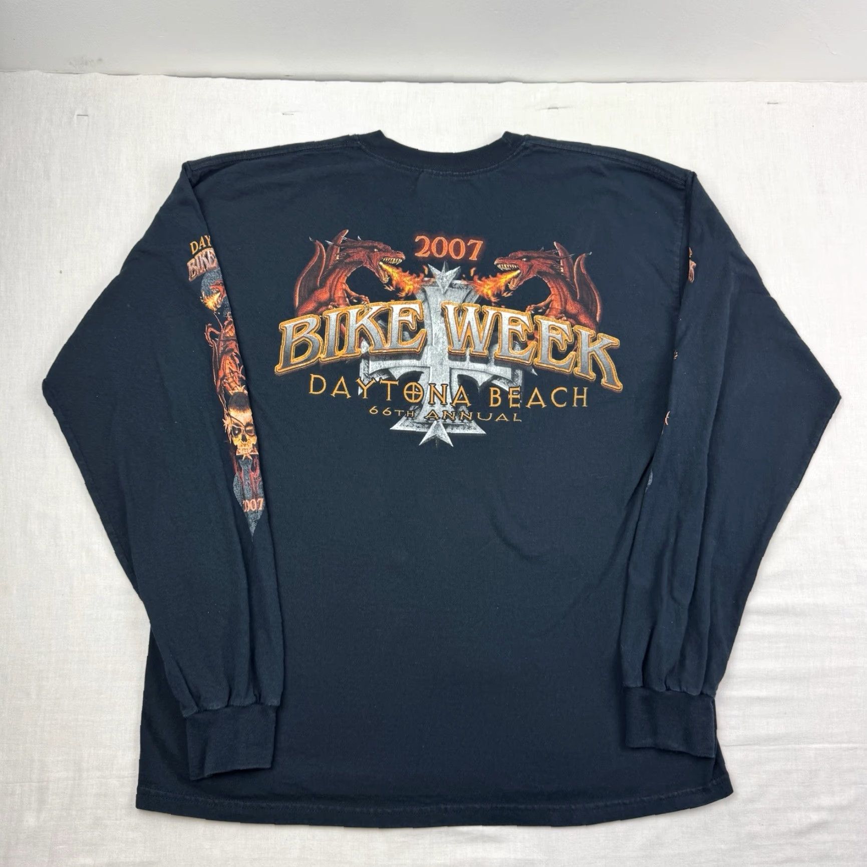 Gildan VINTAGE Bike Week Daytona Dragons T Shirt Long Sleeve Adult XL Black Gildan Graphic Print Crew Neck Punk Biker Grunge Y2K Size US XL / EU 56 / 4 - 8 Thumbnail