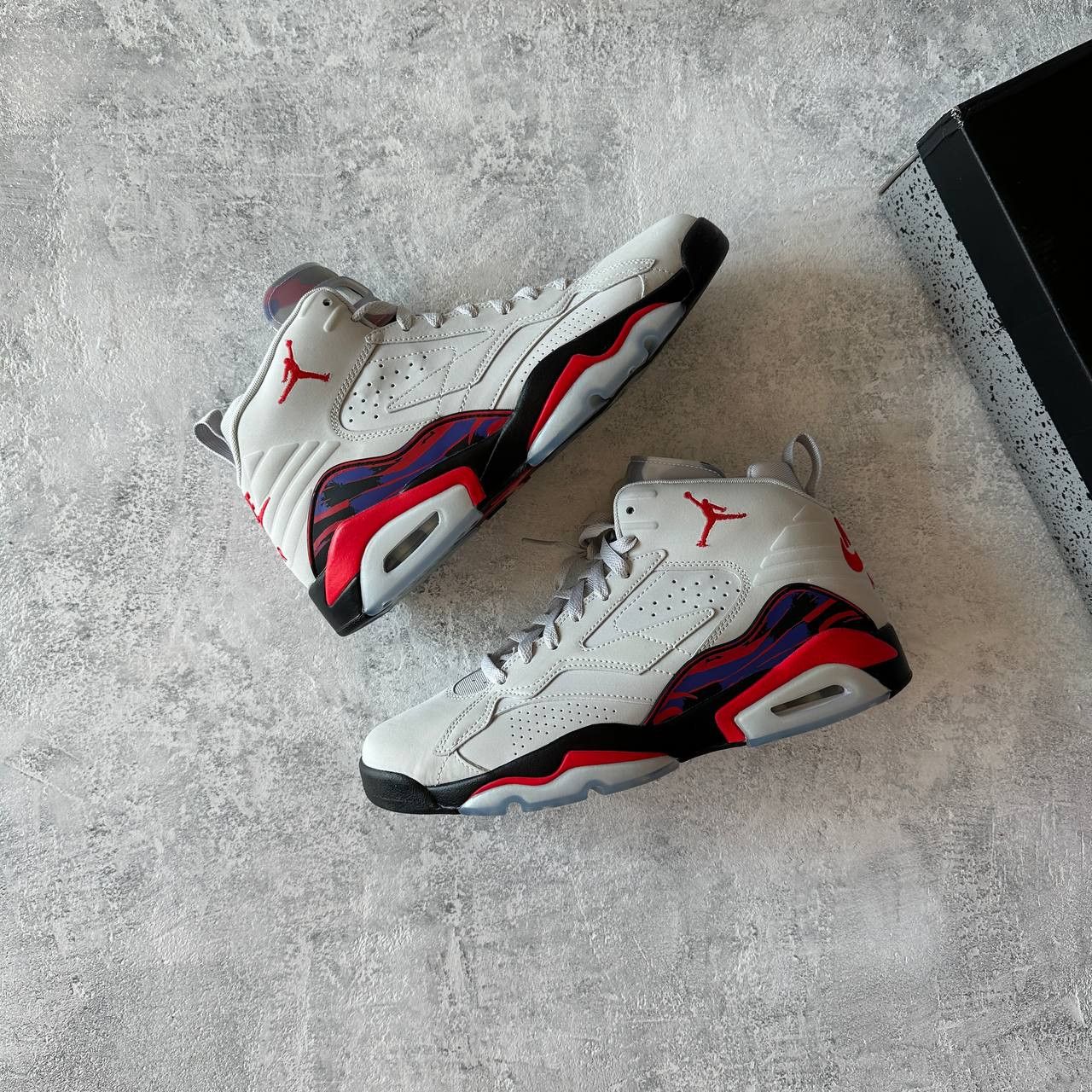Jordan Brand Air Jordan MVP 678 'Toronto Raptors' DZ4475-026 Size 45 Size US 11 / EU 44 - 1 Thumbnail