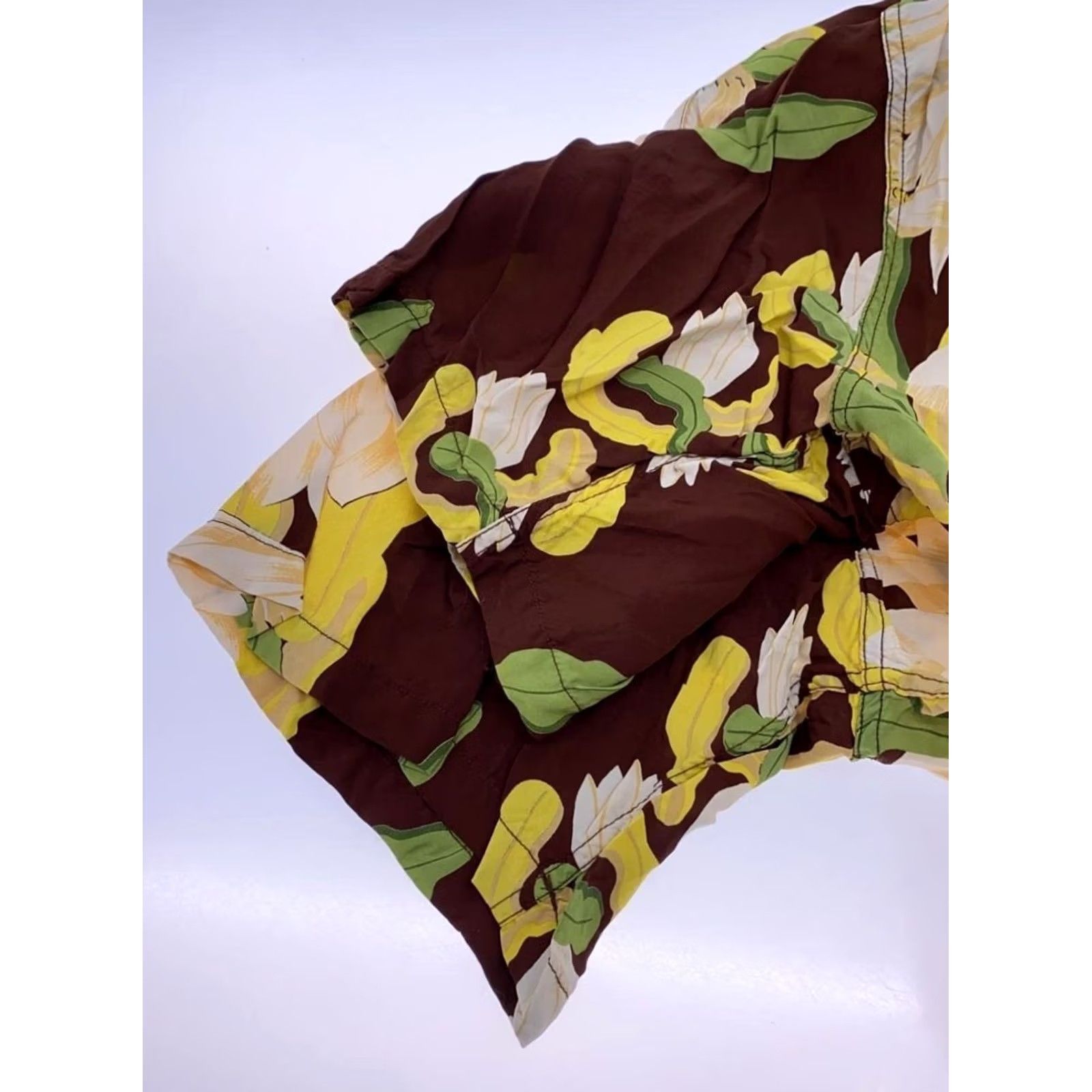 Sun Surf SUN SURF Men's Aloha Shirt L Rayon Brown Floral Print Flowers Leaves Button-Up Short Sleeve Casual Shirt Size US L / EU 52-54 / 3 - 3 Thumbnail