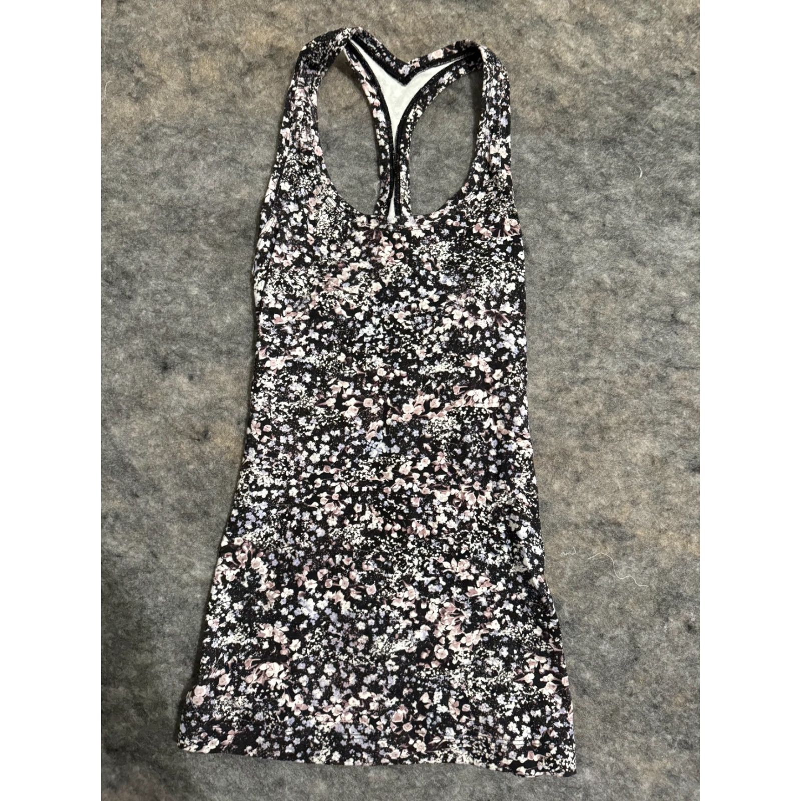 Lululemon Lululemon Black Multicolor Floral Print Racerback Tank Top Size small Size S / US 4 / IT 40 - 2 Thumbnail