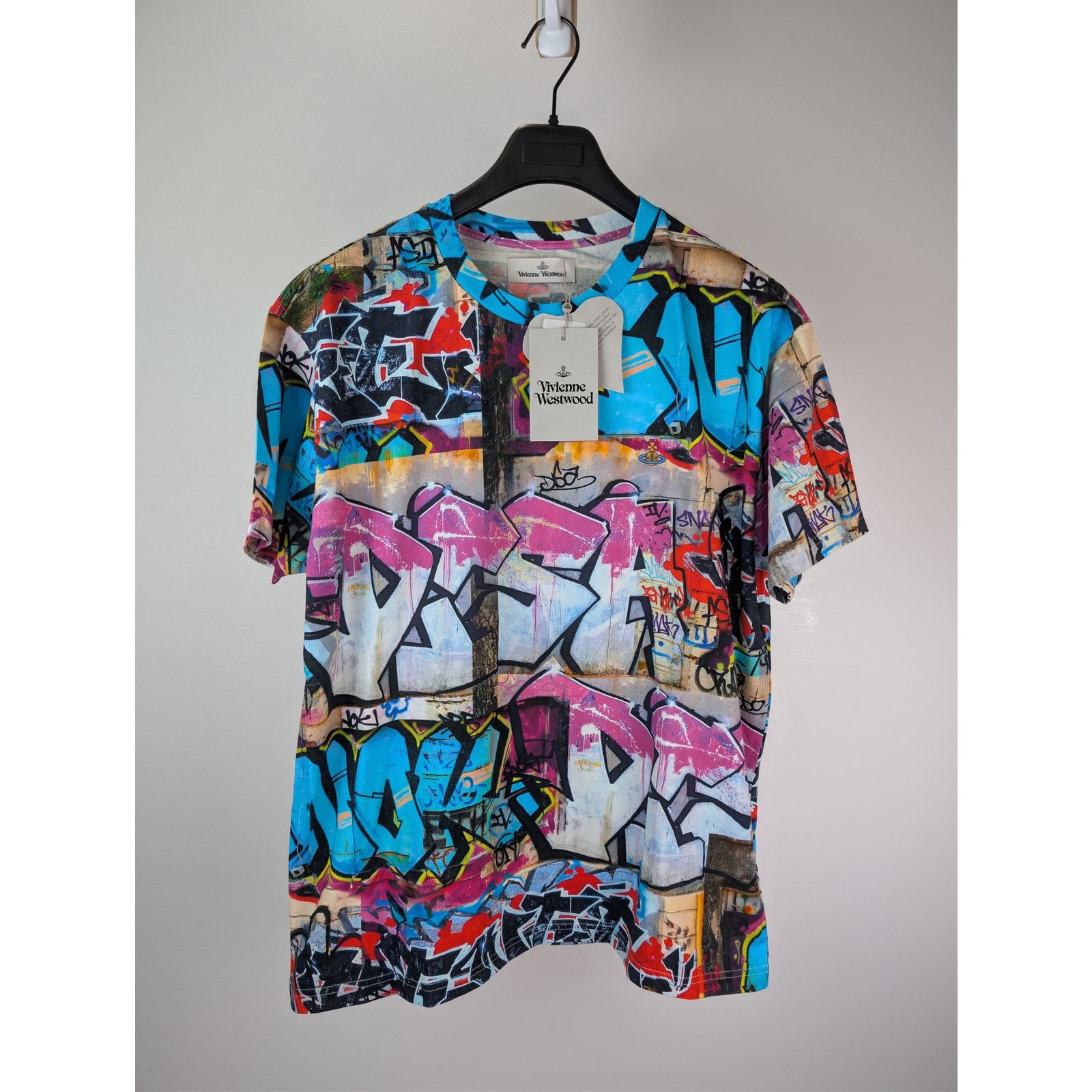 Vivienne Westwood o1rshd1 Classic Graffiti Print T-Shirt in Multiolor Size US XL / EU 56 / 4 - 2 Thumbnail