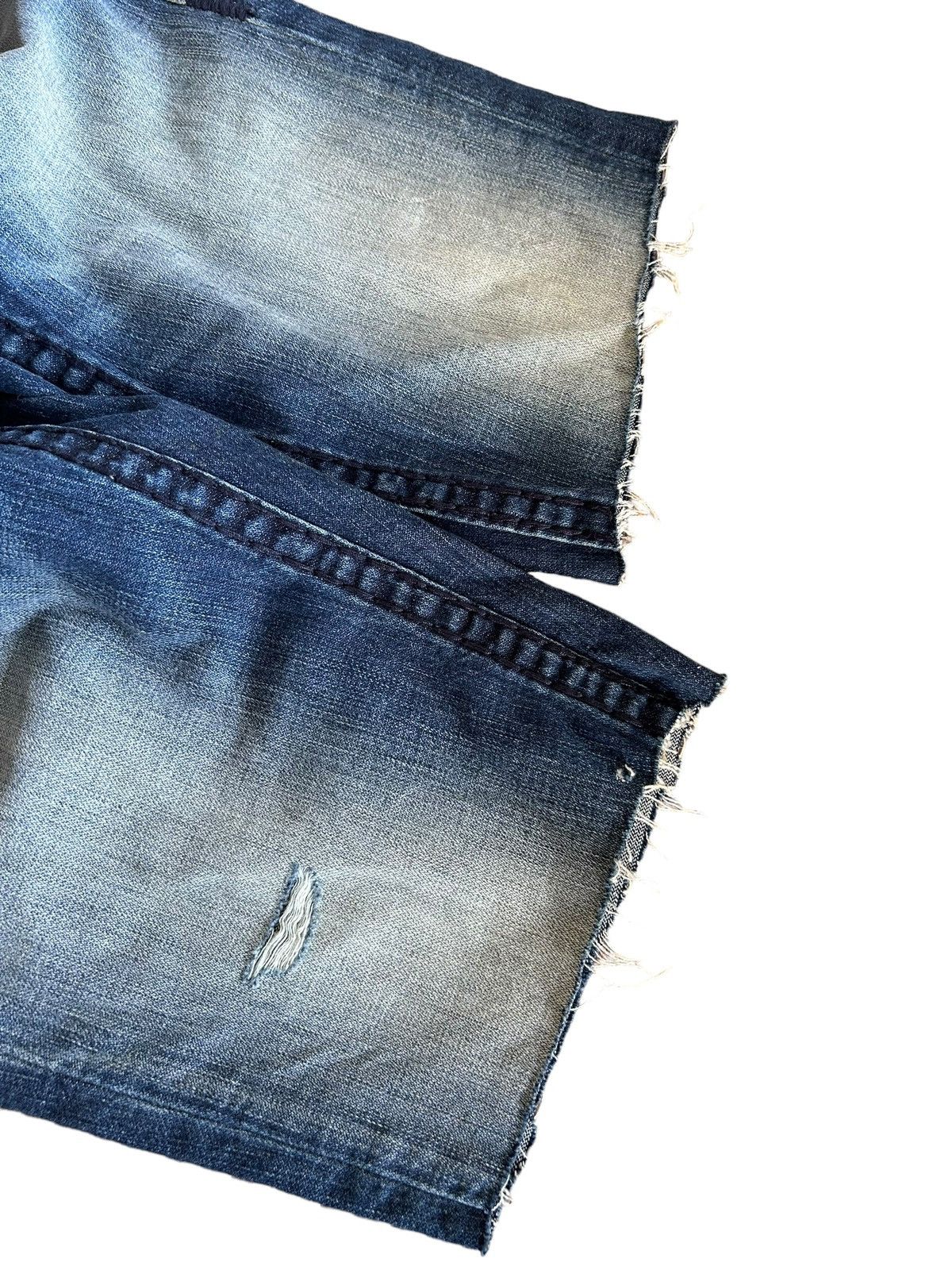 True Religion TRUE RELIGION MADE IN USA Shortpants With tags Size US 32 / EU 48 - 7 Thumbnail