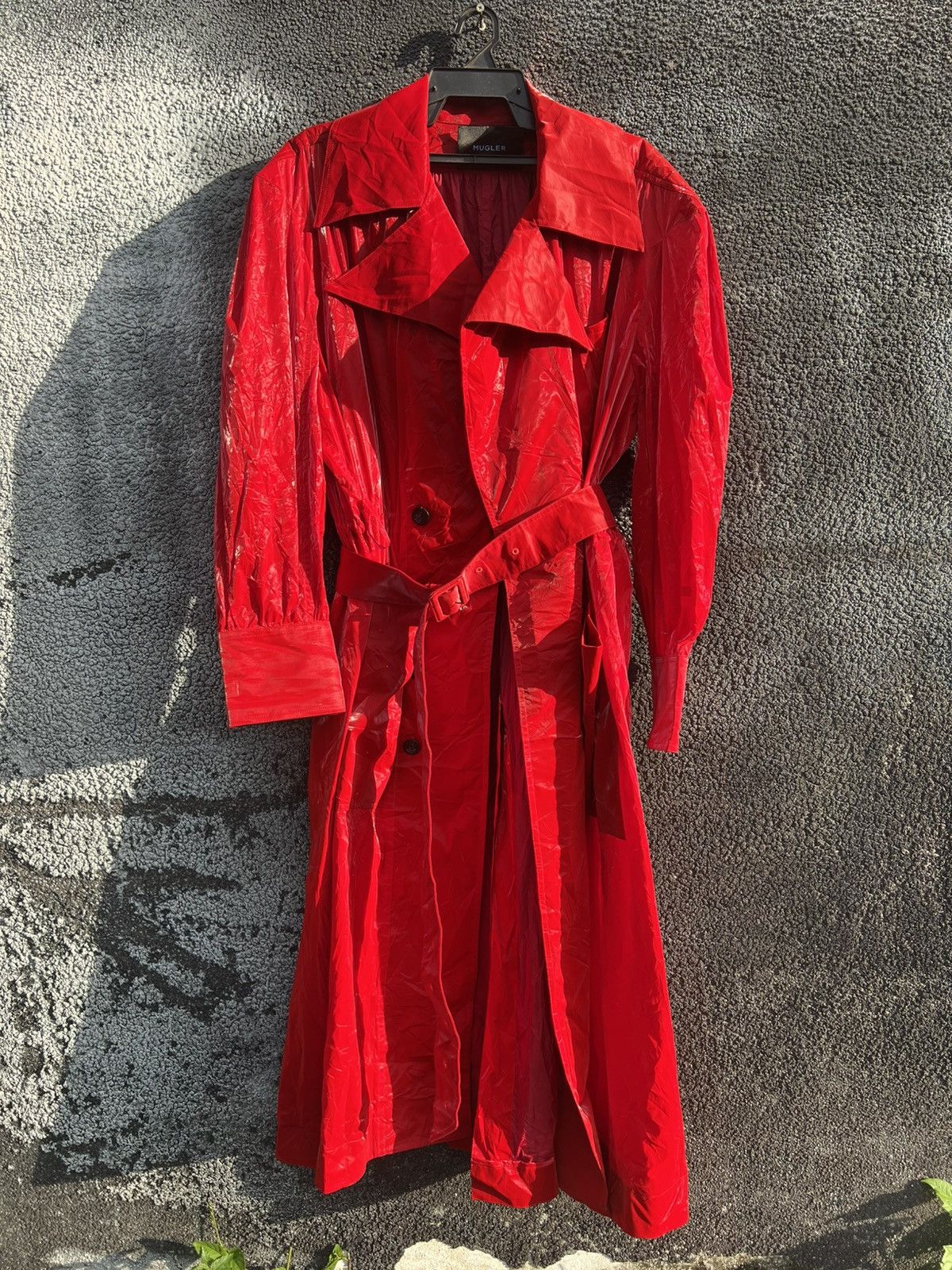 Mugler Belted Glossy Red Trench Coat Size XS / US 0-2 / IT 36-38 - 1 Thumbnail