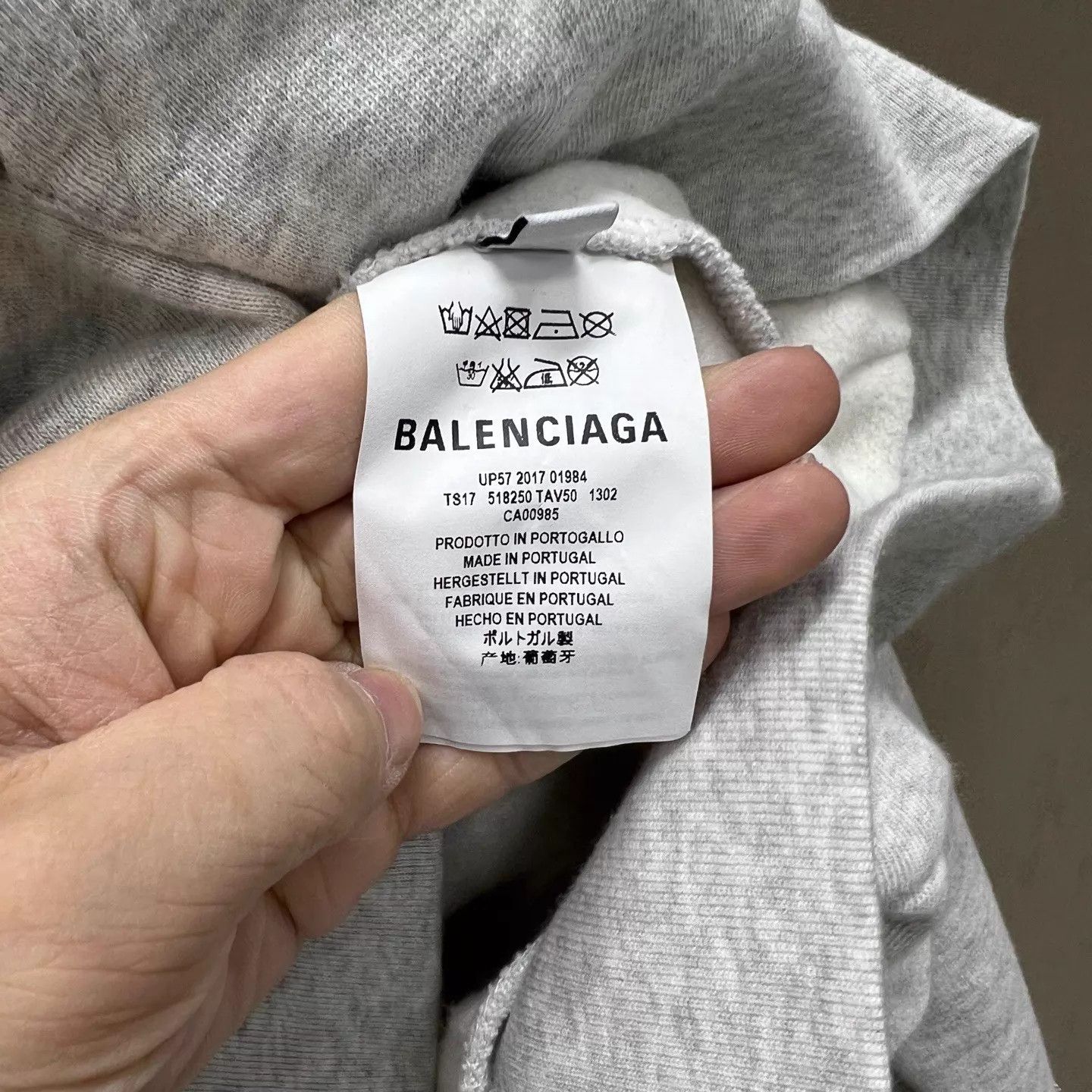 Balenciaga Balenciaga Light Gray Back Logo Hoodie M Size US M / EU 48-50 / 2 - 4 Thumbnail