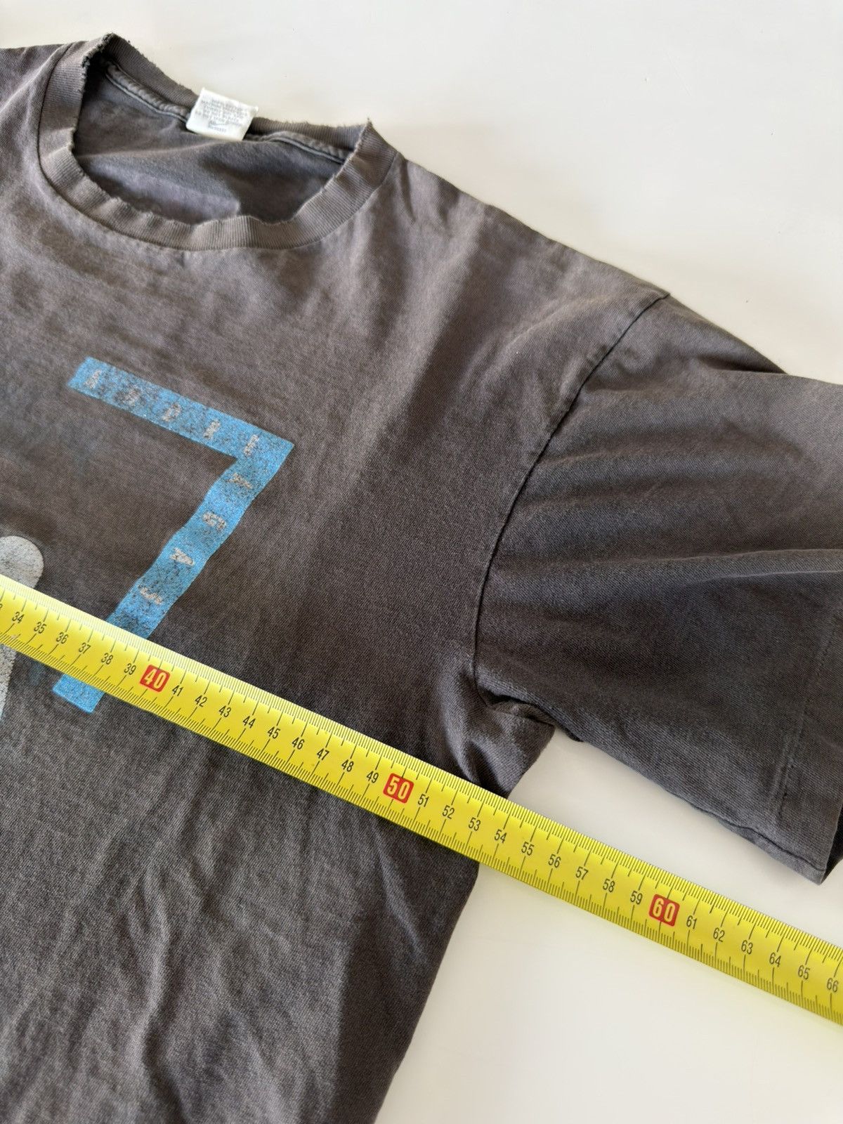 Nike *RARE* SUPER SUN FADED AGASI BLACK DISTRESSED NIKE T-SHIRT Size US XL / EU 56 / 4 - 12 Thumbnail