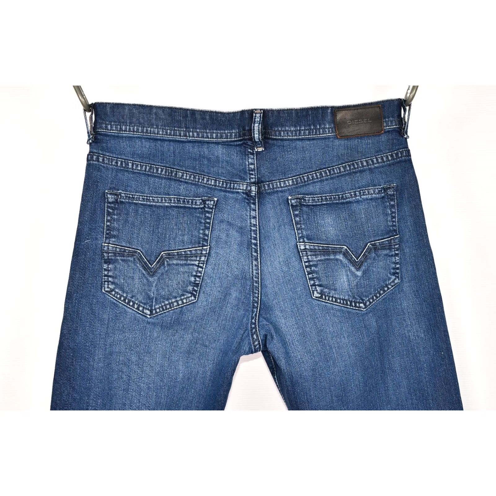 Diesel Diesel Thytan 084NR Comfort-Straight Jeans Men W34 L32 blue 5-Pocket Denim Cotton Regular Inseam 32 Straight Comfort Stretch Narrow tag jeans Mens Size US 34 / EU 50 - 5 Thumbnail