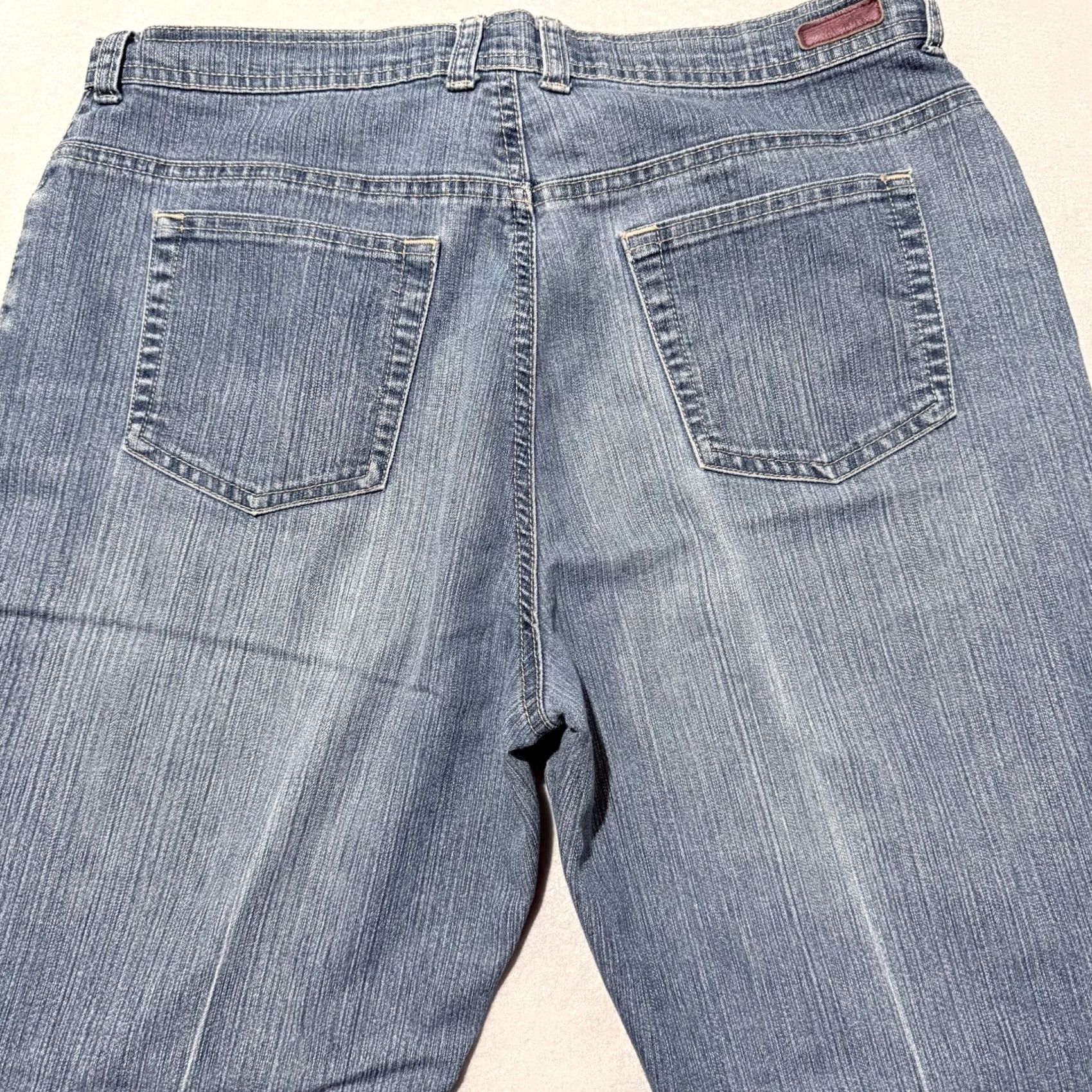Gloria Vanderbilt Gloria Vanderbilt Jeans Women’s 14 Medium Wash Denim High-Rise Classic Straight Jeans Blue Women M Size 32" / US 10 / IT 46 - 4 Thumbnail