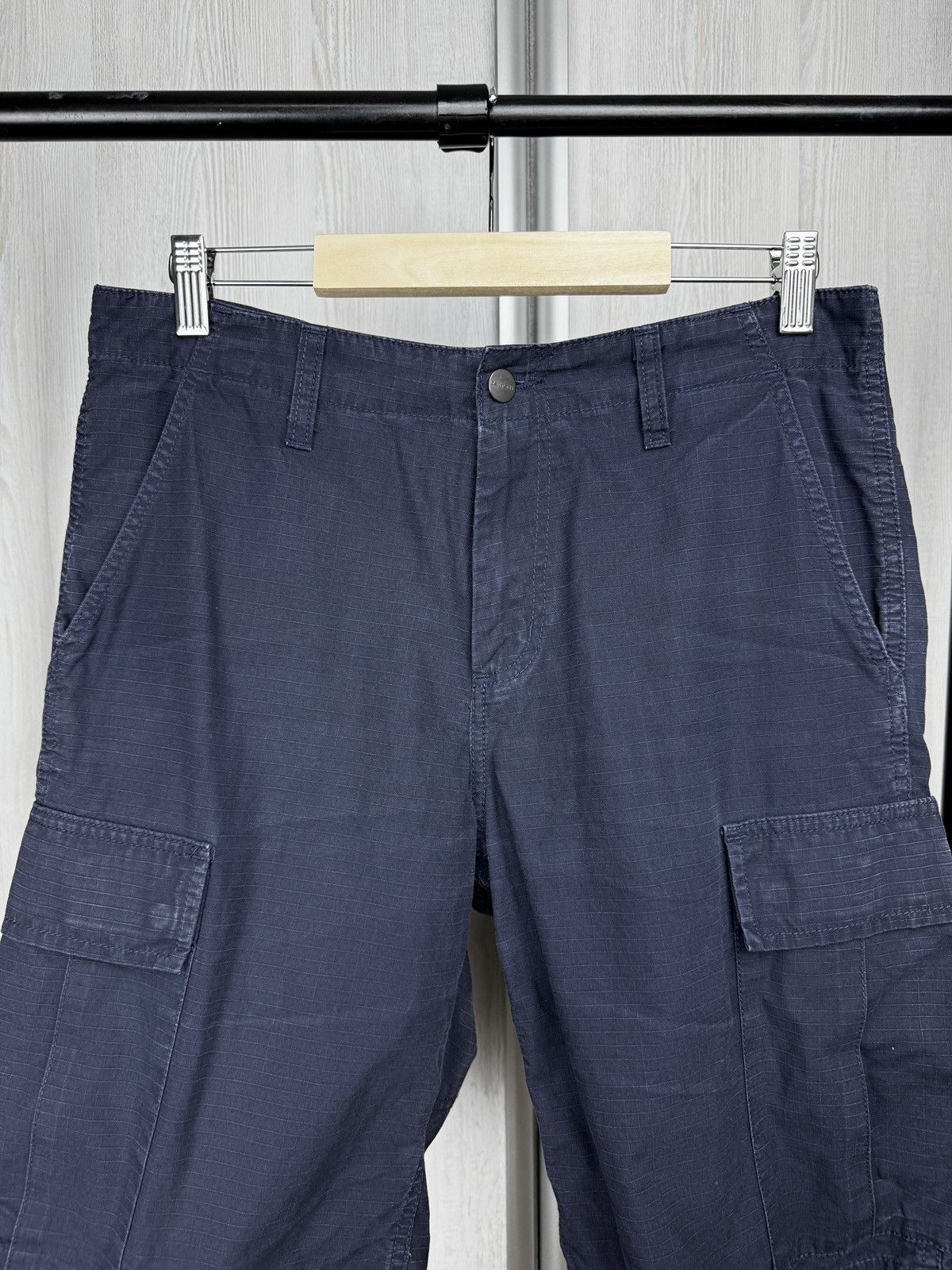 Carhartt Wip Carhartt WIP Dark Blue Regular Cargo Shorts Size US 31 - 3 Thumbnail