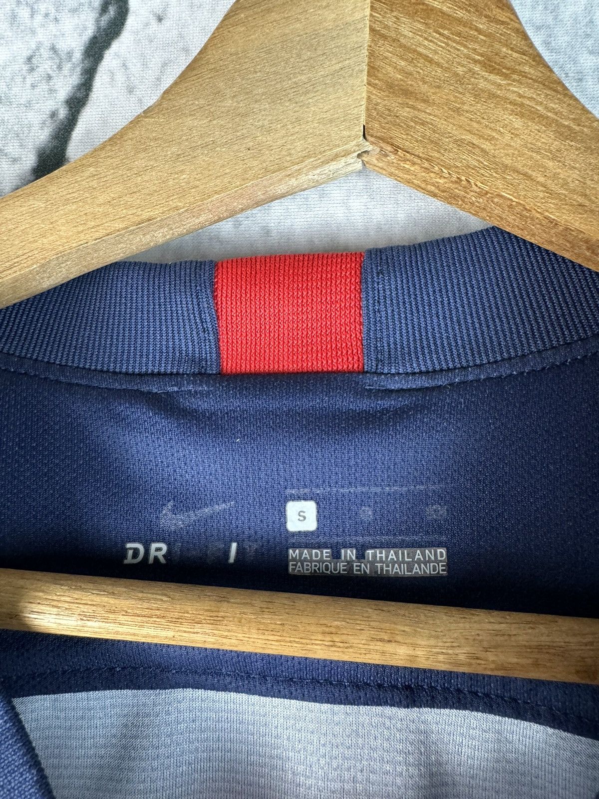 Jordan Brand Nike Jordan Paris Saint Germain Home Shirt Jersey Size US S / EU 44-46 / 1 - 4 Thumbnail