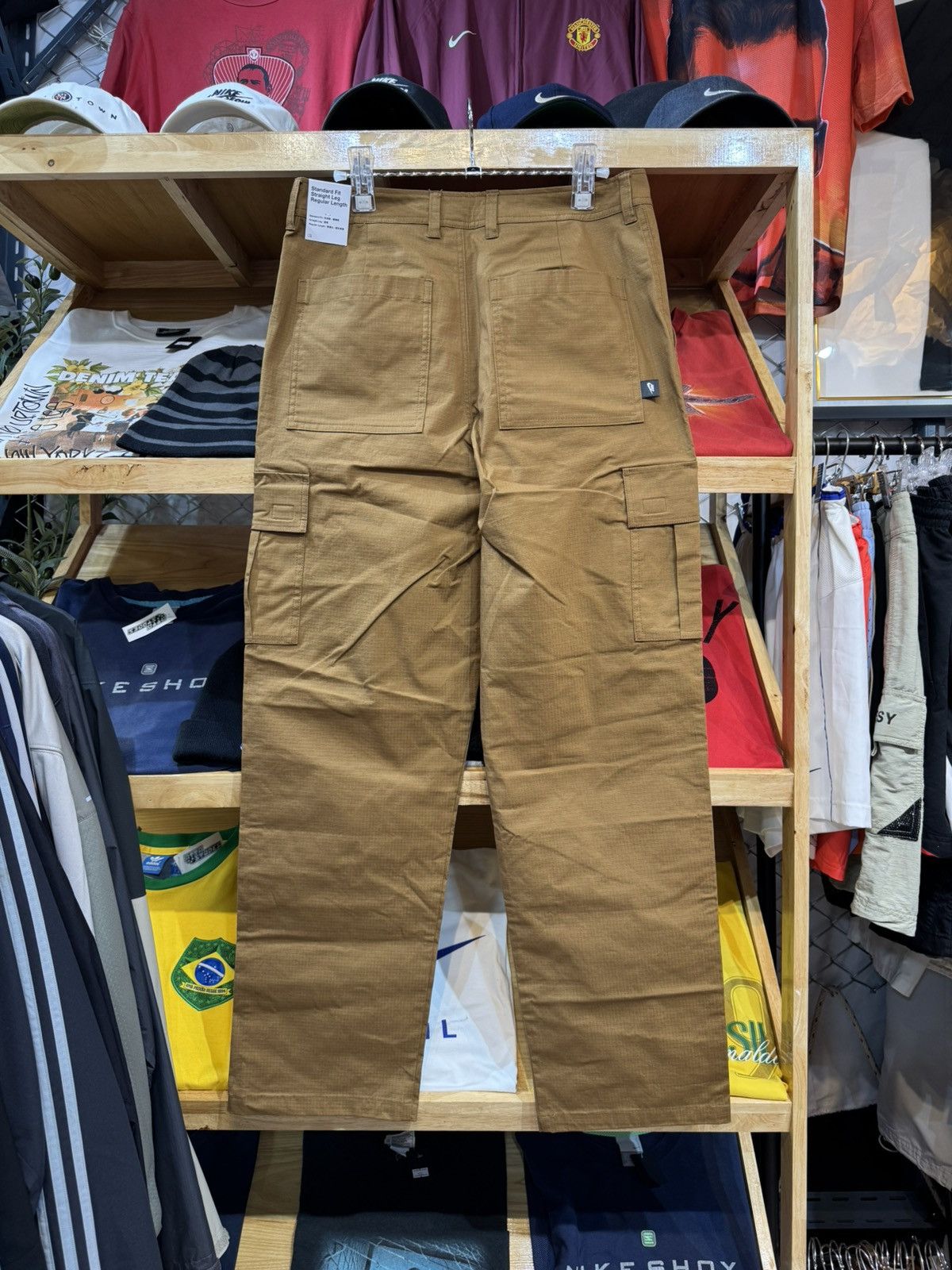 Nike Nike Standard Fit Straight Leg Regular Length CargoPants Size US 30 / EU 46 - 2 Thumbnail