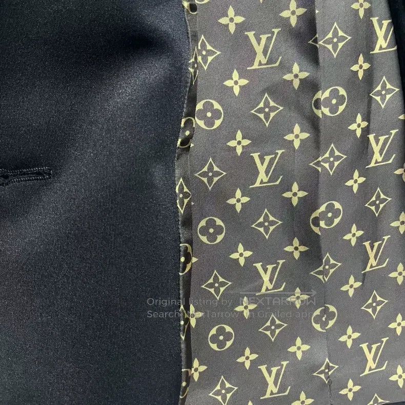Louis Vuitton Louis Vuitton Black Solid Hooded Double Breasted Midi Coat Size XS / US 0-2 / IT 36-38 - 5 Thumbnail