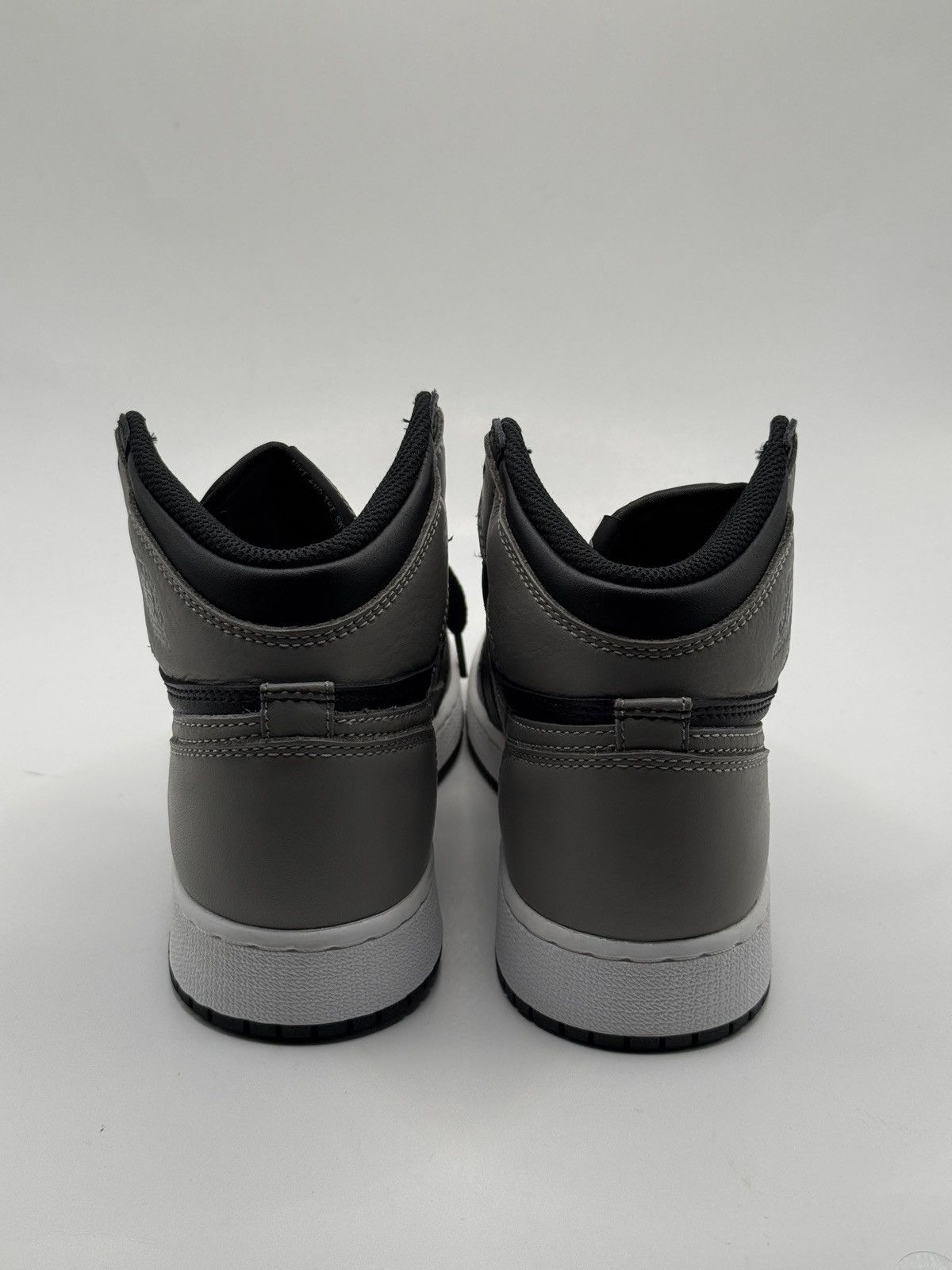 Jordan Brand Jordan 1 Retro High Og Shadow 2018 5.5 Y Size US 5.5 / EU 38 - 7 Thumbnail