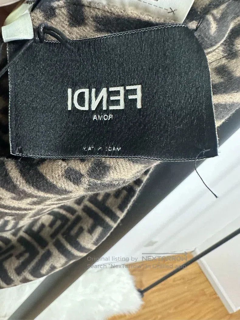 Fendi FENDI Black Printed Zip-Up Jacket. Size US S / EU 44-46 / 1 - 3 Thumbnail