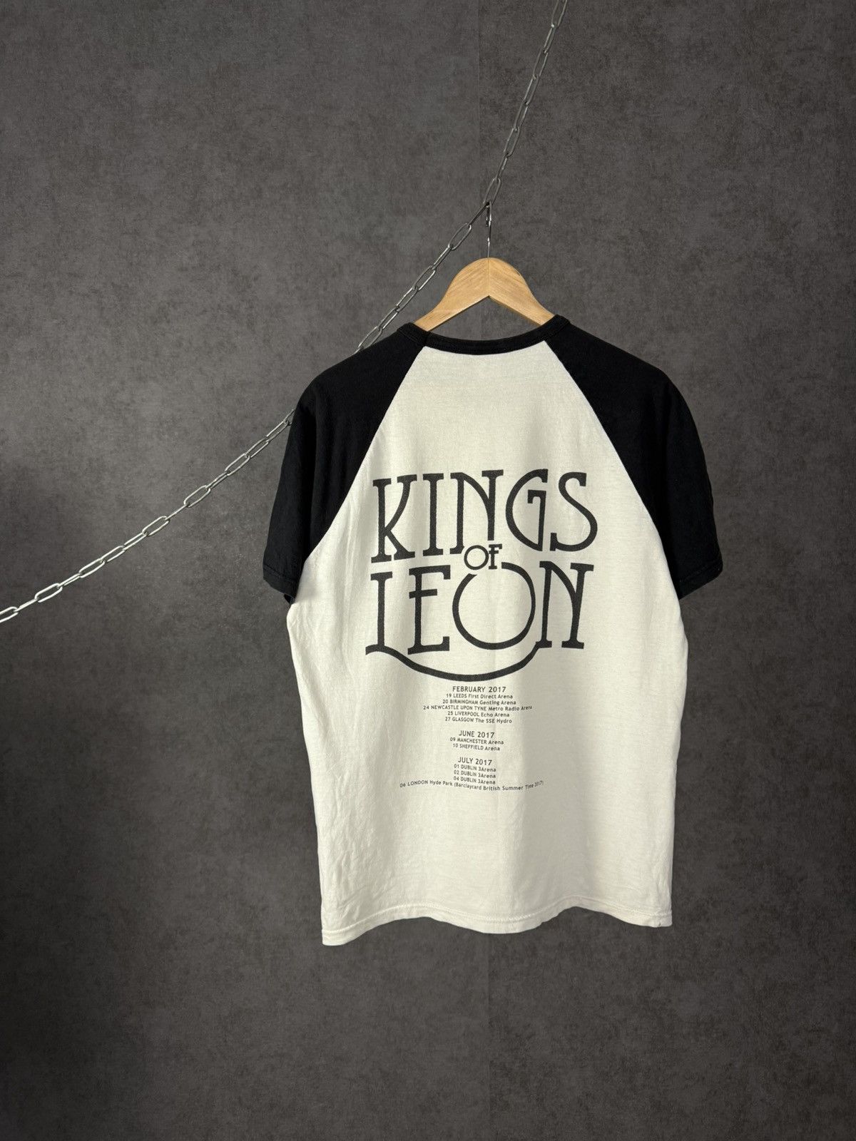 Band Tees Kings of Leon rock band tour tee Size US L / EU 52-54 / 3 - 2 Thumbnail