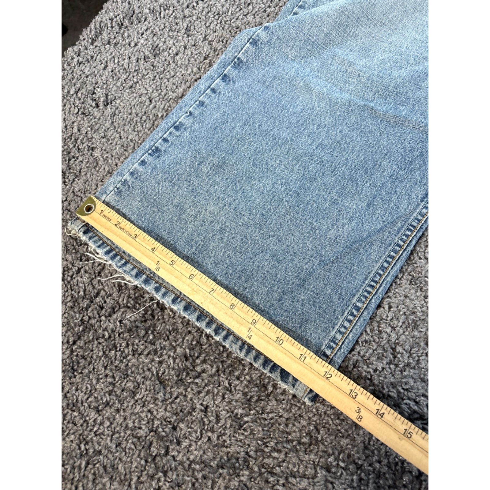 Levi's VINTAGE Levi's 599 Jeans Baggy Loose Skater Punk Grunge Light Wash 42x30 Men Jeans 42 Blue Denim Relaxed Wide-Leg Mens Size US 42 / EU 58 - 3 Thumbnail
