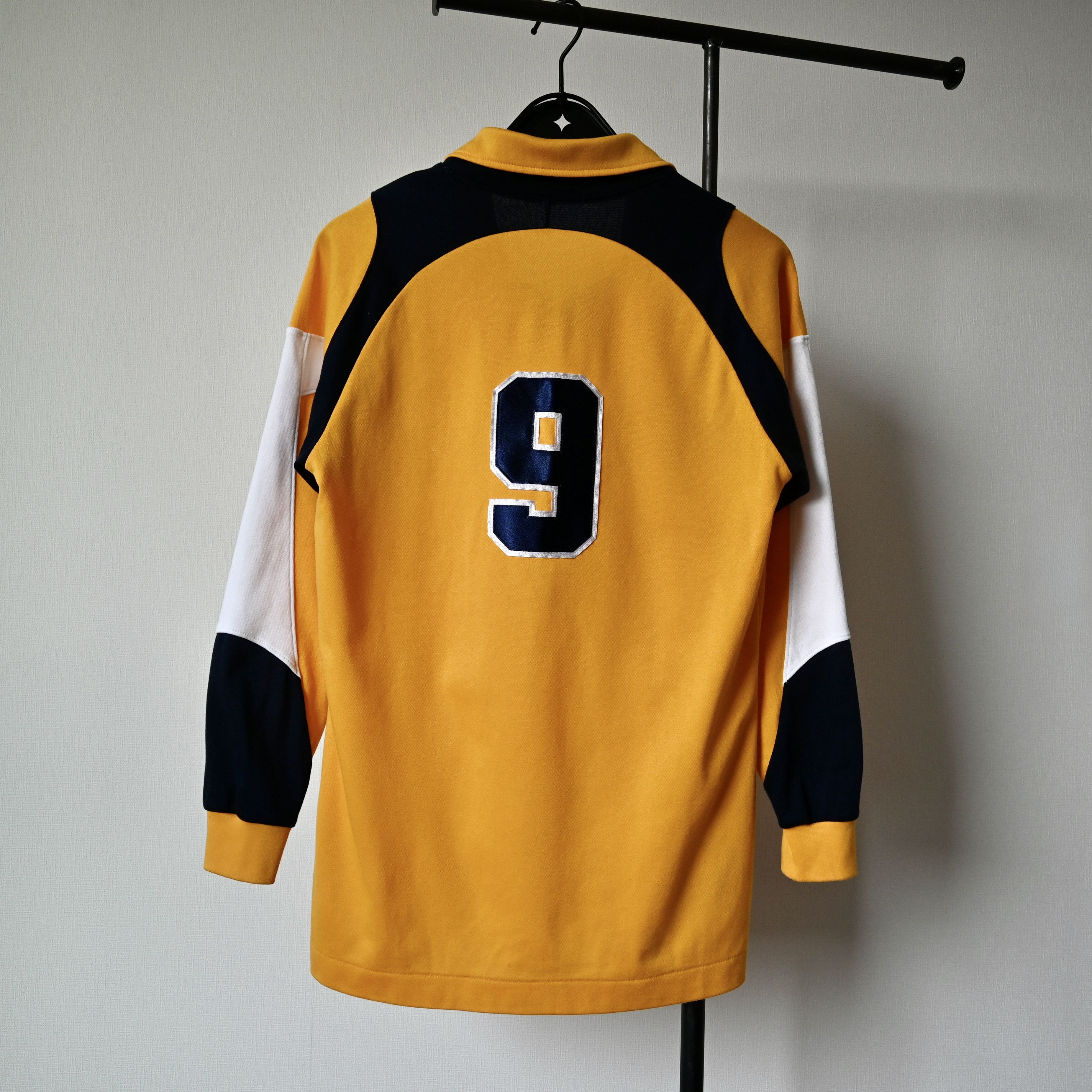 Asics VTG 1990s ASICS "BEAMS" logo succer jersey, made in Japan Size US M / EU 48-50 / 2 - 3 Thumbnail
