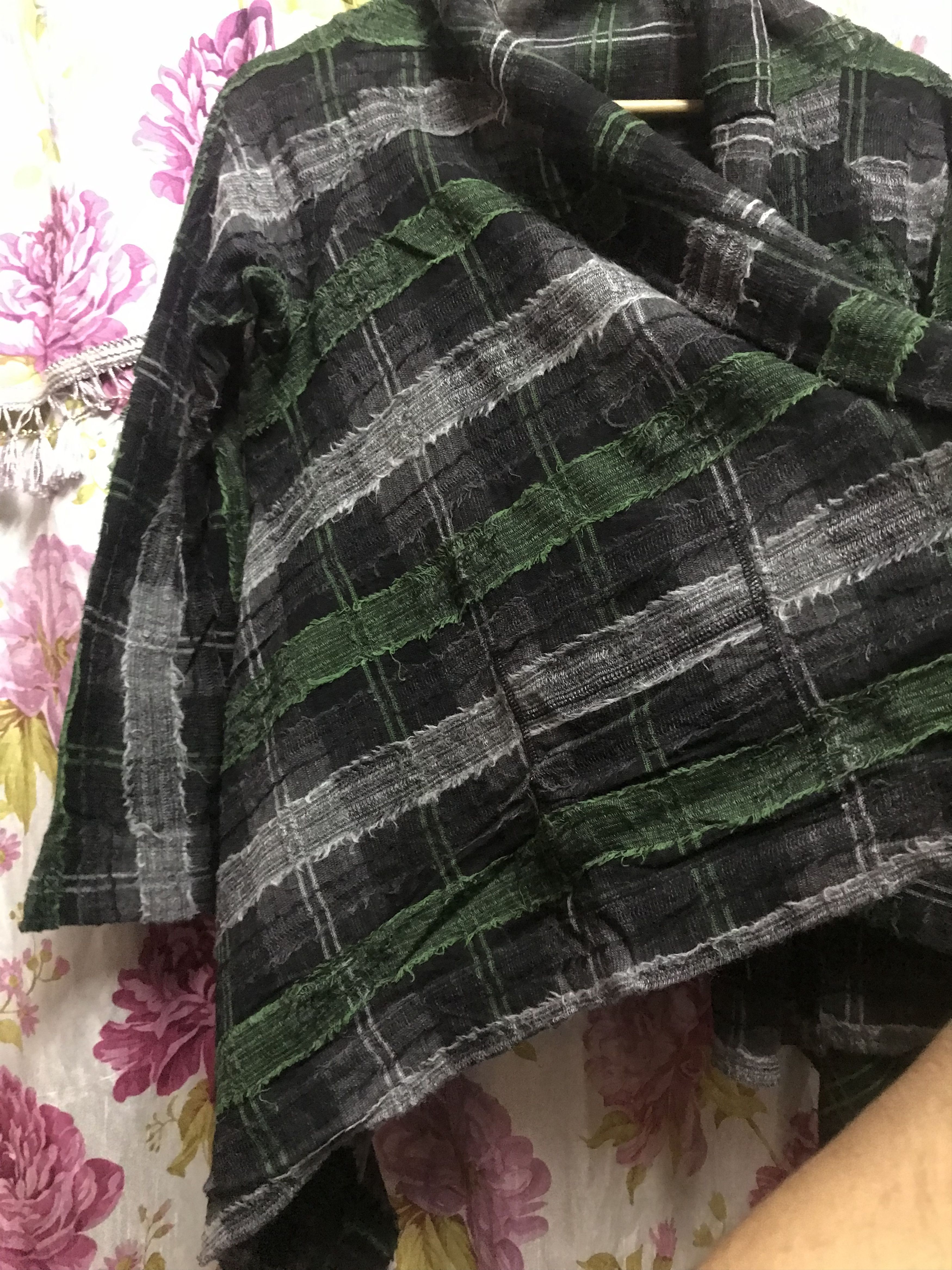 Issey Miyake Heart haat issey miyake Very Rare Size US M / EU 48-50 / 2 - 7 Thumbnail