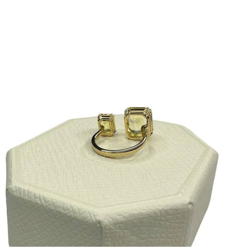 Swarovski Swarovski Millenia cocktail ring Square cut crystals 52/ 6 Size ONE SIZE - 4 Thumbnail