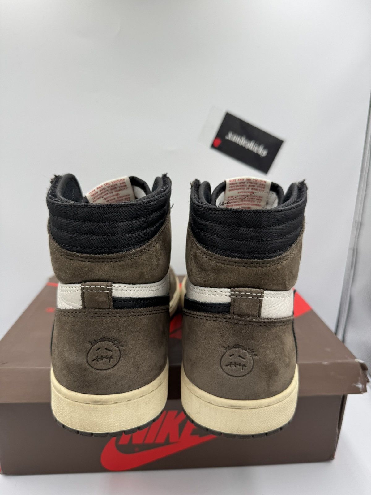 Travis Scott Size 9.5 Jordan 1 High OG Mocha Size US 9.5 / EU 42-43 - 4 Thumbnail