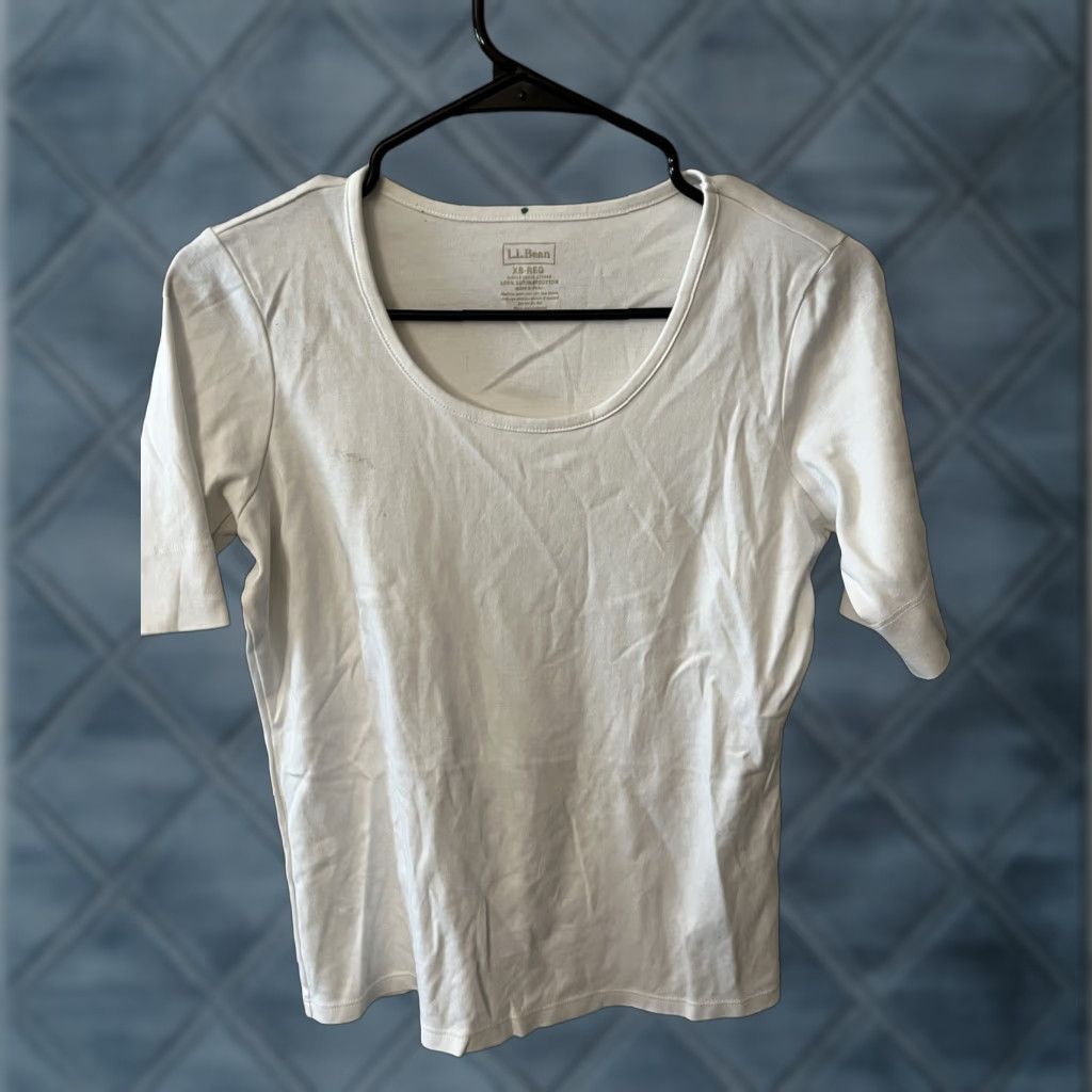 Vintage VINTAGE L.L. Bean Women's T-Shirt XS White Scoop Neck Basic 1/2 Sleeve Tee Size XS / US 0-2 / IT 36-38 - 1 Thumbnail