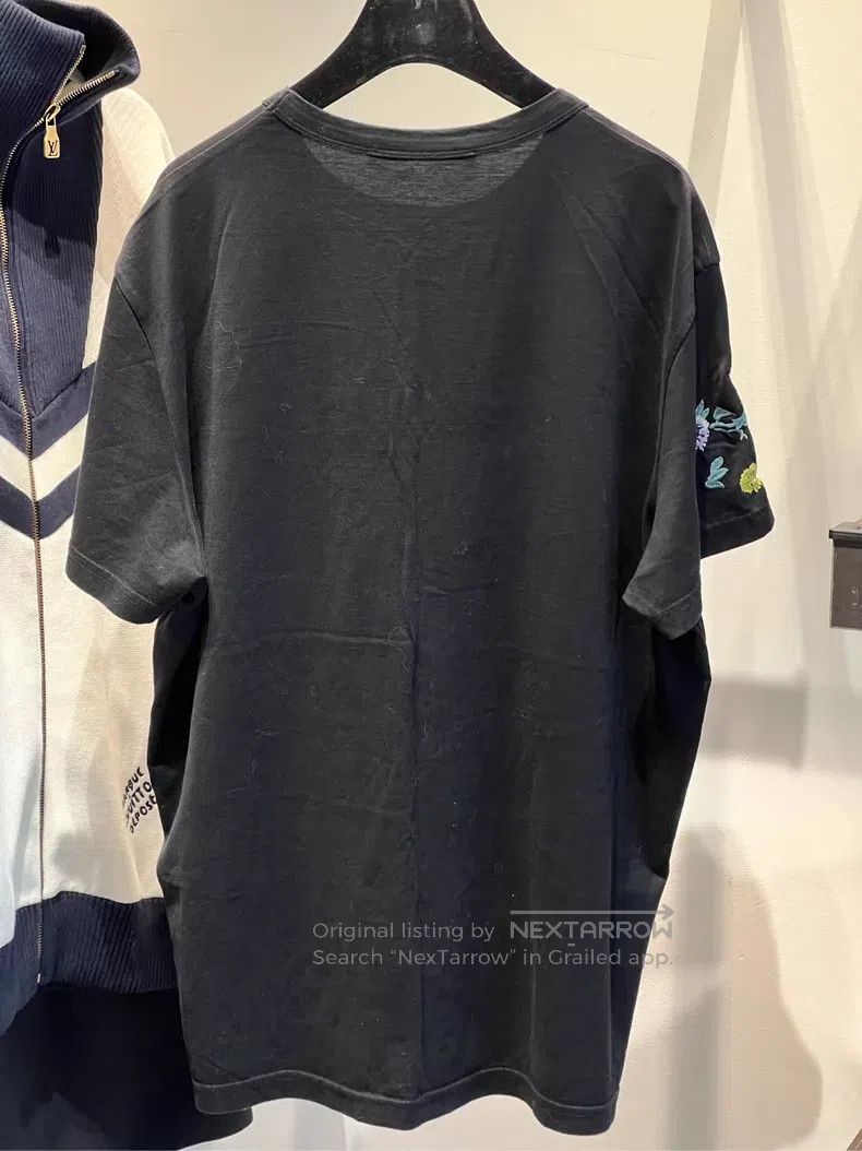Givenchy Givenchy Short Sleeve Black Floral Size US M / EU 48-50 / 2 - 2 Thumbnail