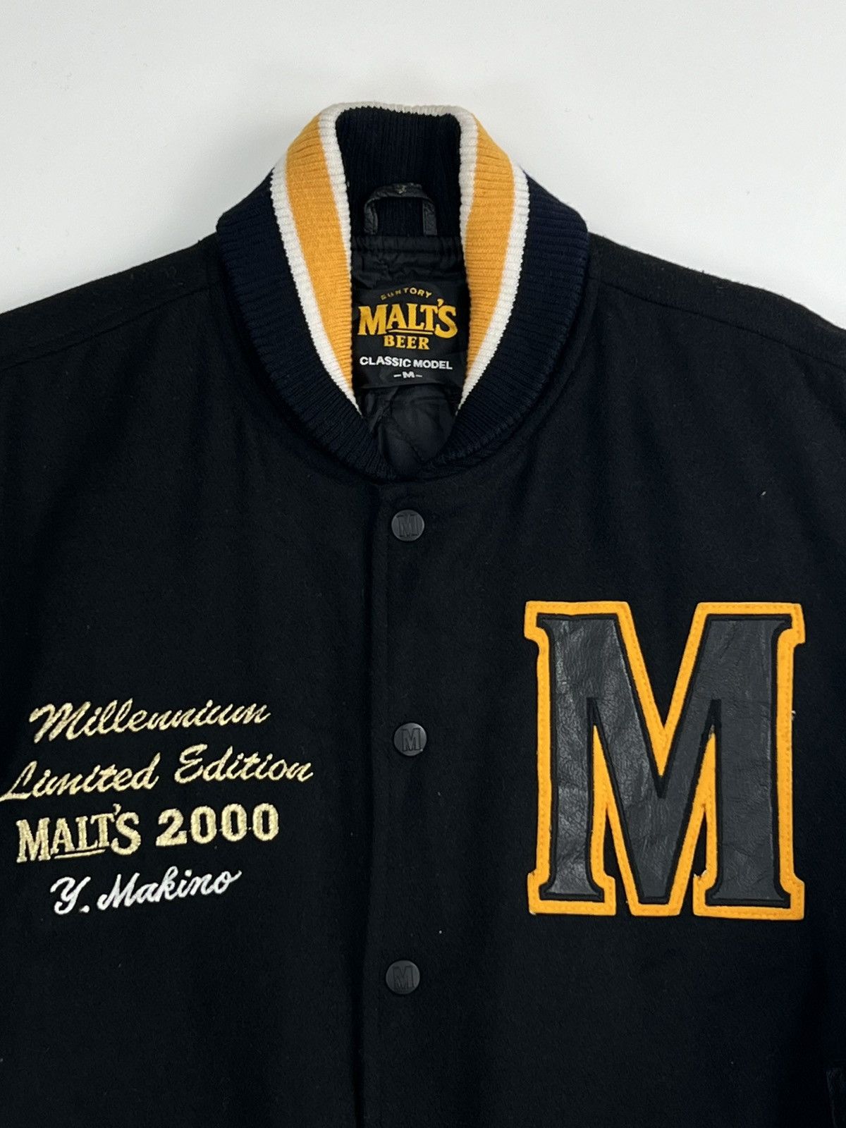 Japanese Brand VINTAGE SUNTORY MALTS BEER VARSITY JACKET Size US M / EU 48-50 / 2 - 5 Thumbnail