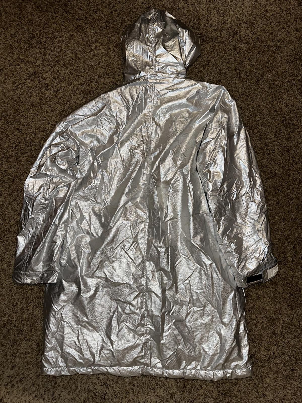 Nike Nike Men’s Fear of God Parka Jacket Metalic Silver Size US S / EU 44-46 / 1 - 7 Thumbnail