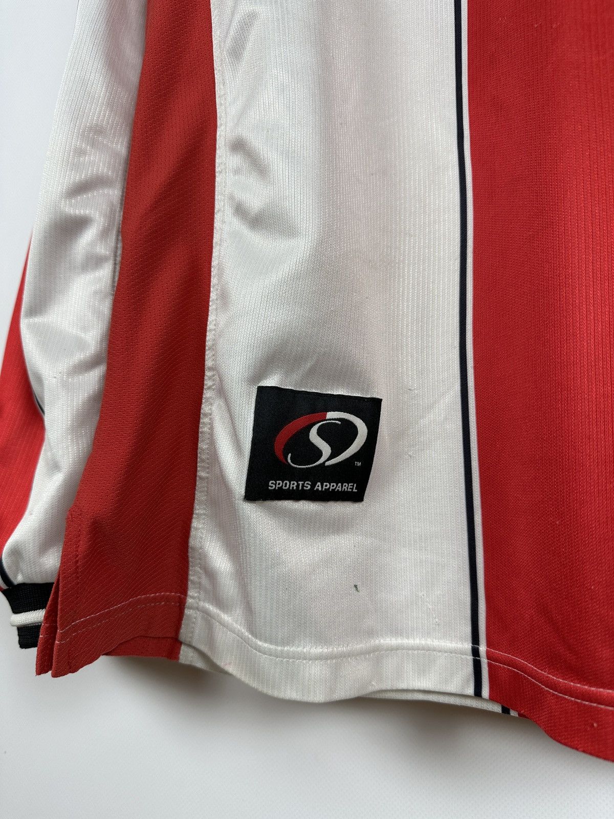 Vintage 2001/01 In-House Southampton Long Sleeve Vintage Jersey Size US L / EU 52-54 / 3 - 8 Thumbnail