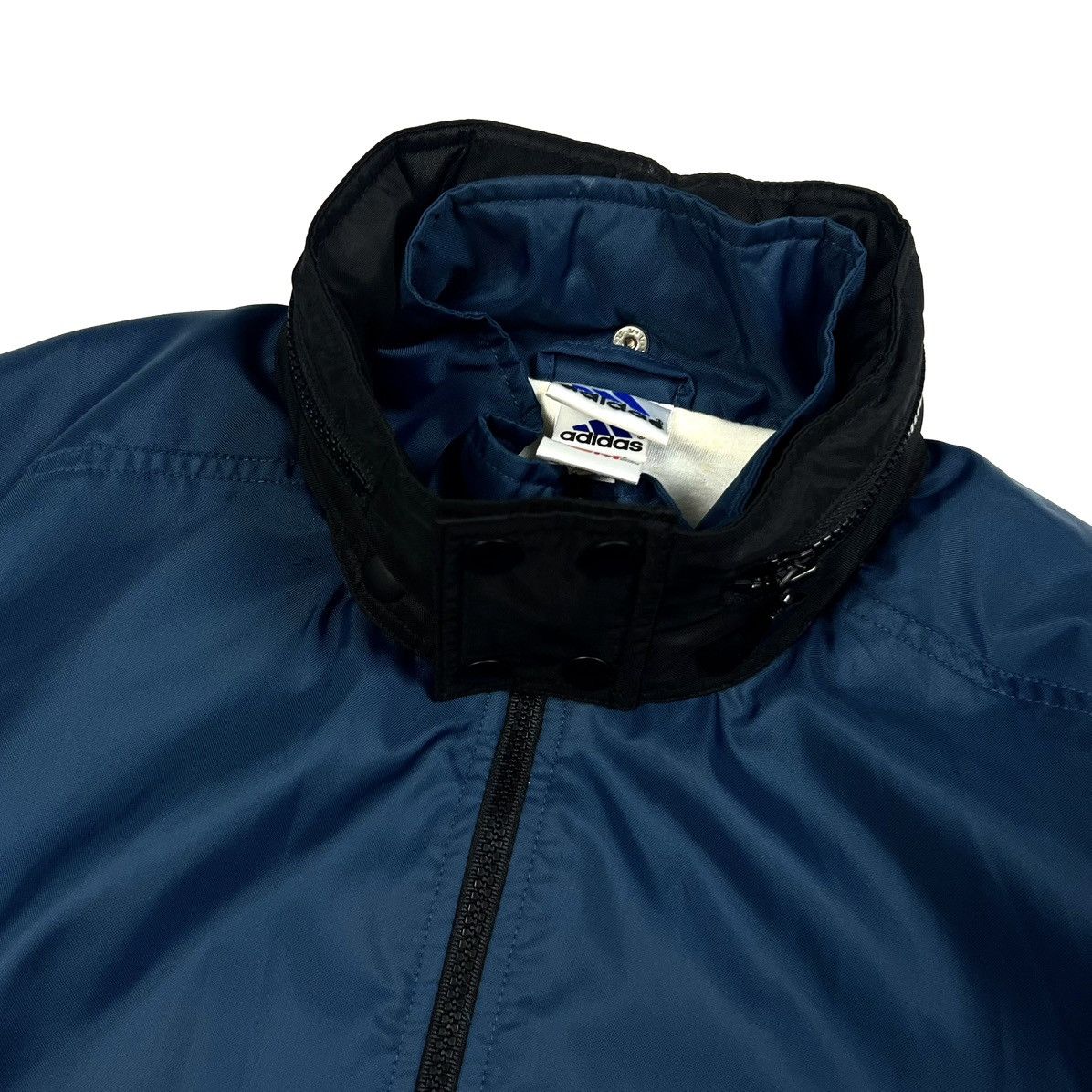 Adidas × Vintage Vintage Adidas Oversized Nylon Windbreaker Jacket Size XL Size US XL / EU 56 / 4 - 10 Thumbnail